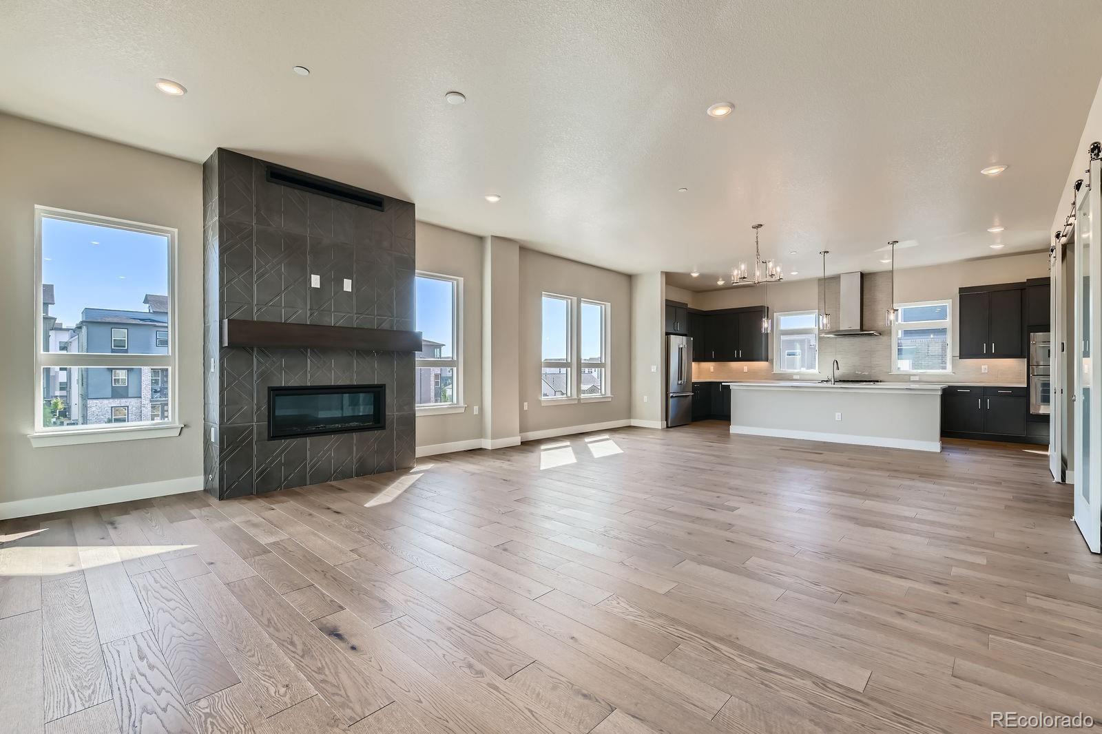 MLS Image #2 for 16599  peak way,broomfield, Colorado