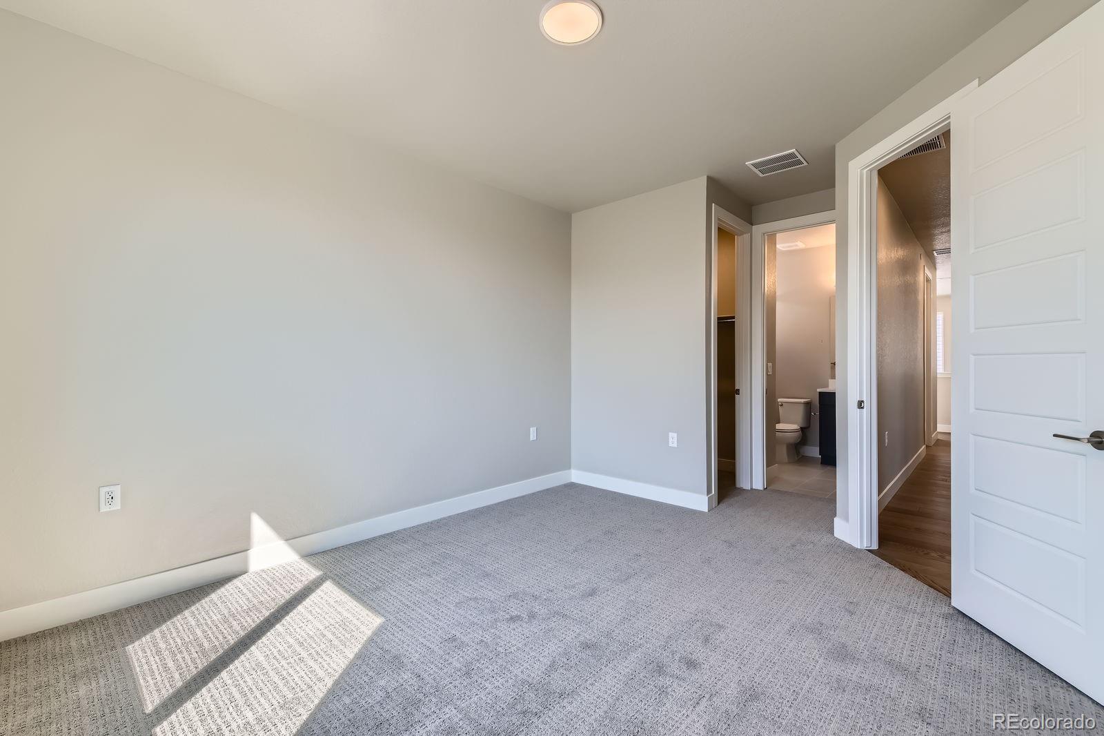 MLS Image #26 for 16599  peak way,broomfield, Colorado