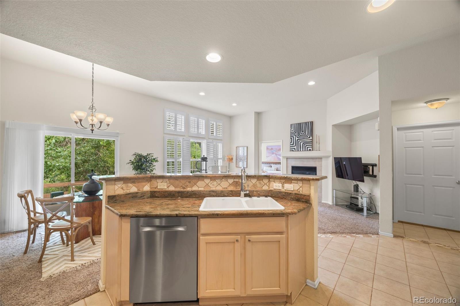 MLS Image #11 for 23753 e kettle place,aurora, Colorado