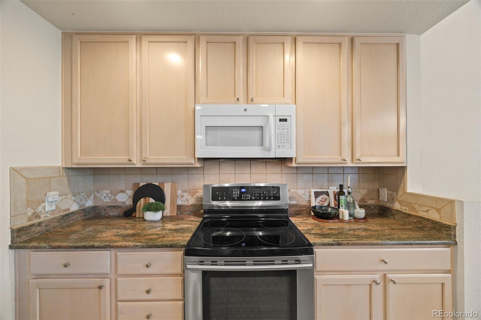 MLS Image #12 for 23753 e kettle place,aurora, Colorado