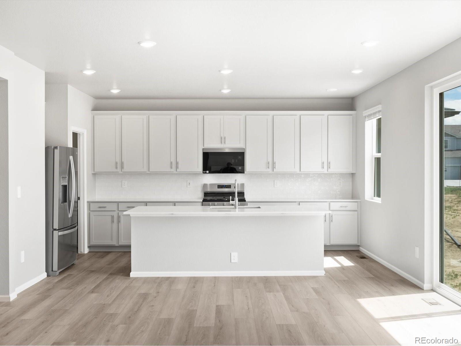 MLS Image #12 for 1604  colorado river drive,windsor, Colorado