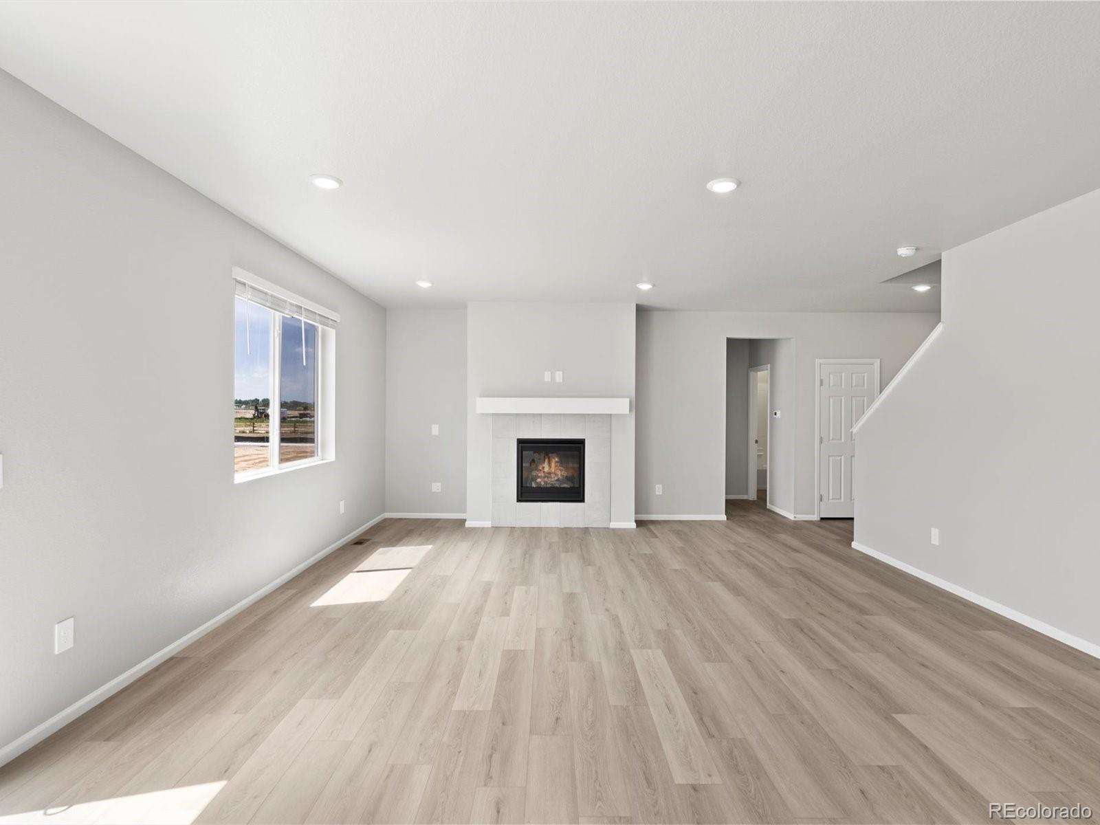MLS Image #6 for 1604  colorado river drive,windsor, Colorado