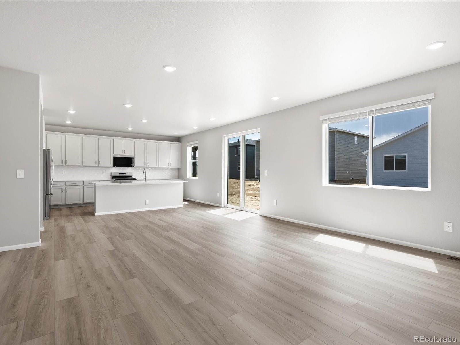 MLS Image #7 for 1604  colorado river drive,windsor, Colorado