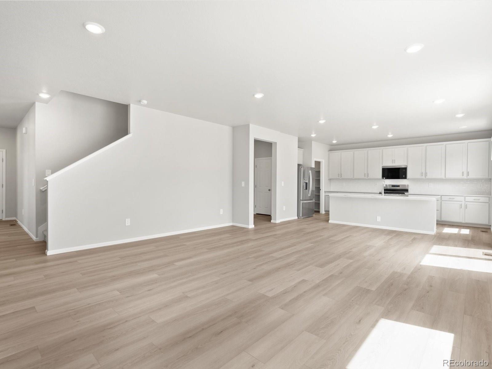 MLS Image #8 for 1604  colorado river drive,windsor, Colorado