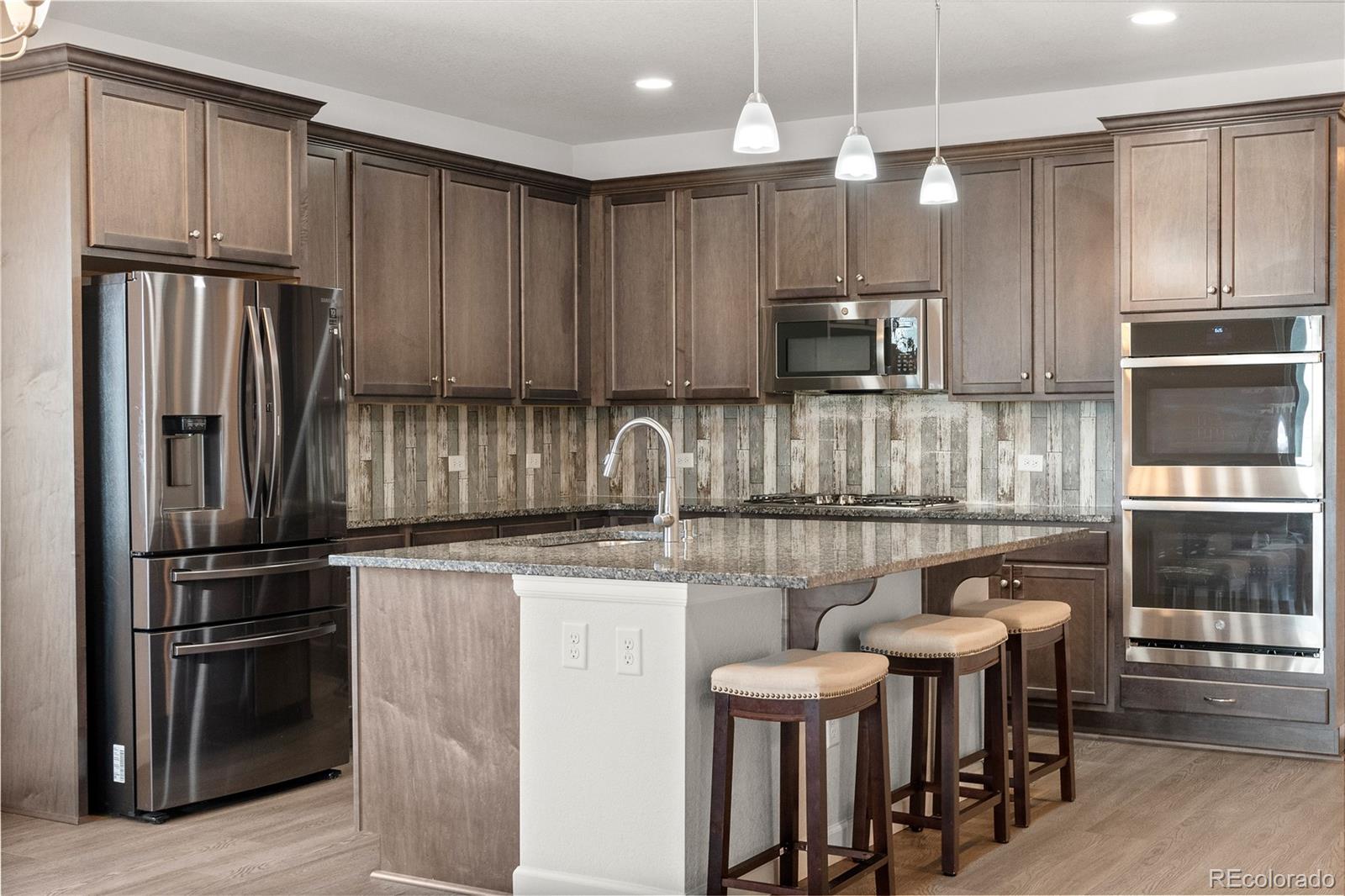 MLS Image #2 for 226 s shady grove court,aurora, Colorado