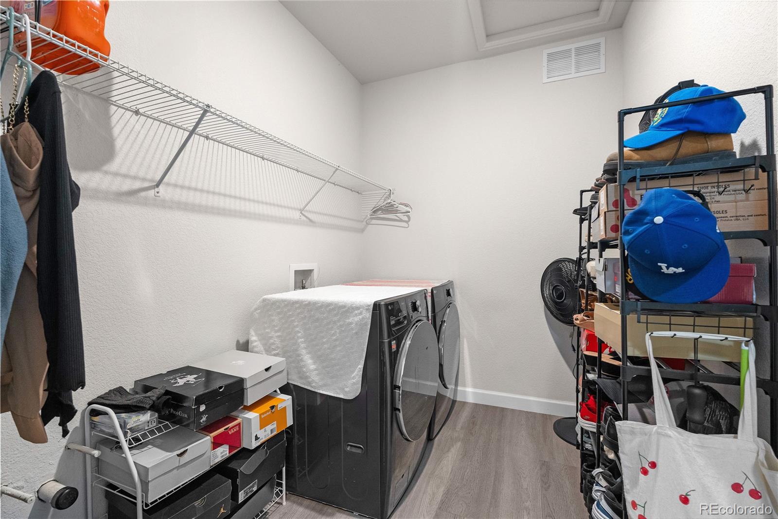MLS Image #21 for 226 s shady grove court,aurora, Colorado