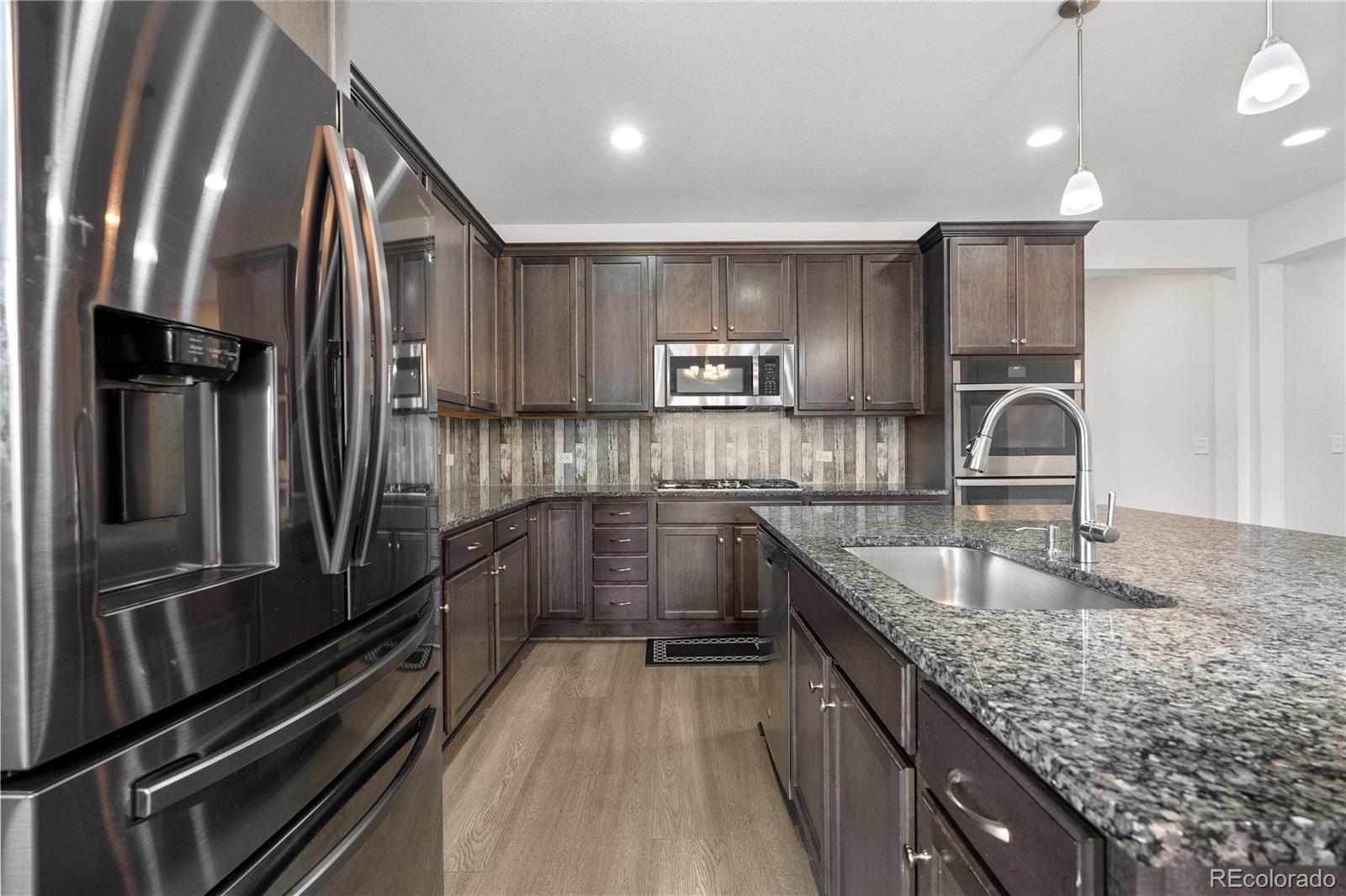 MLS Image #4 for 226 s shady grove court,aurora, Colorado