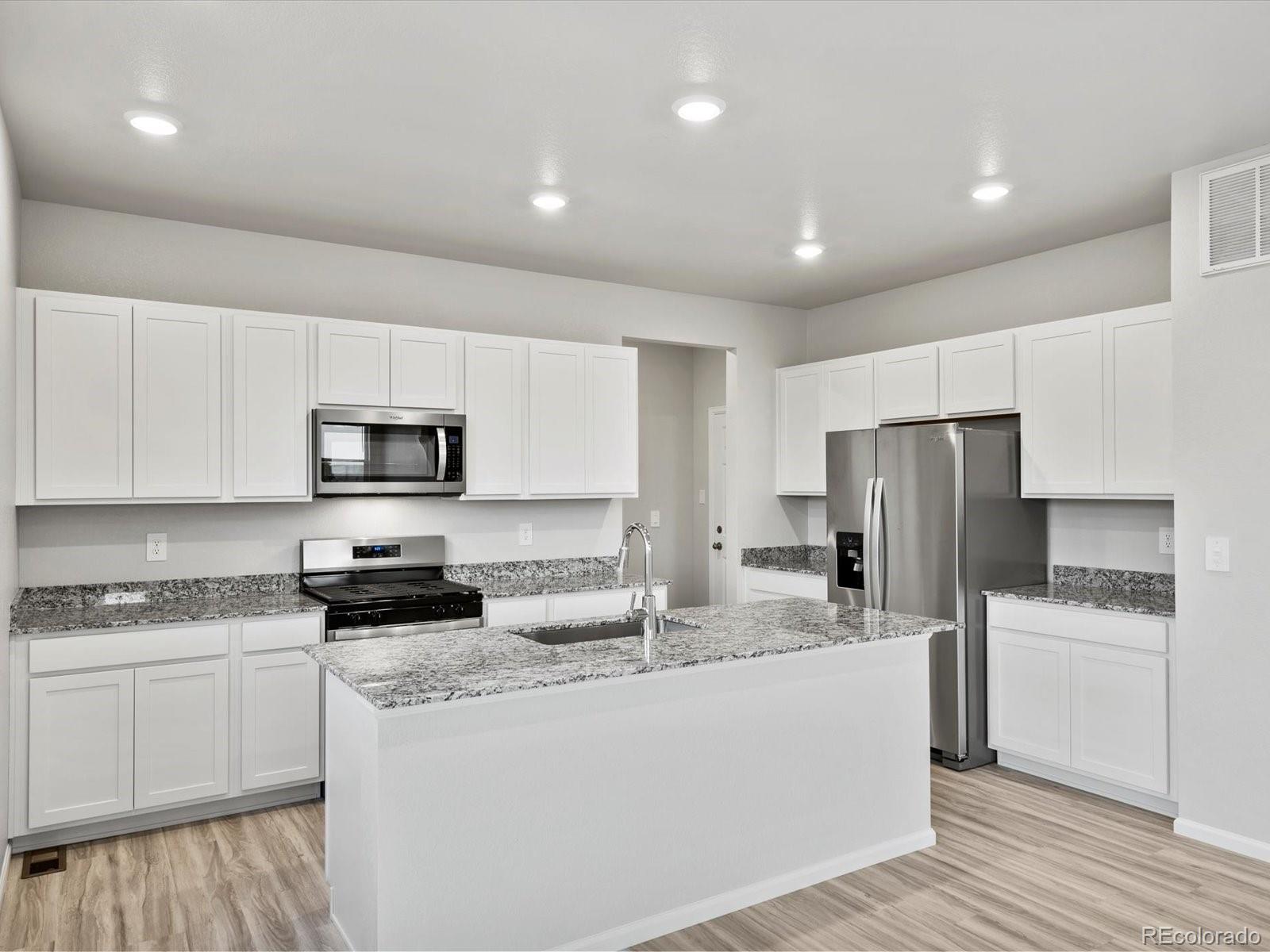 MLS Image #15 for 4684  rabbitbrush street,johnstown, Colorado