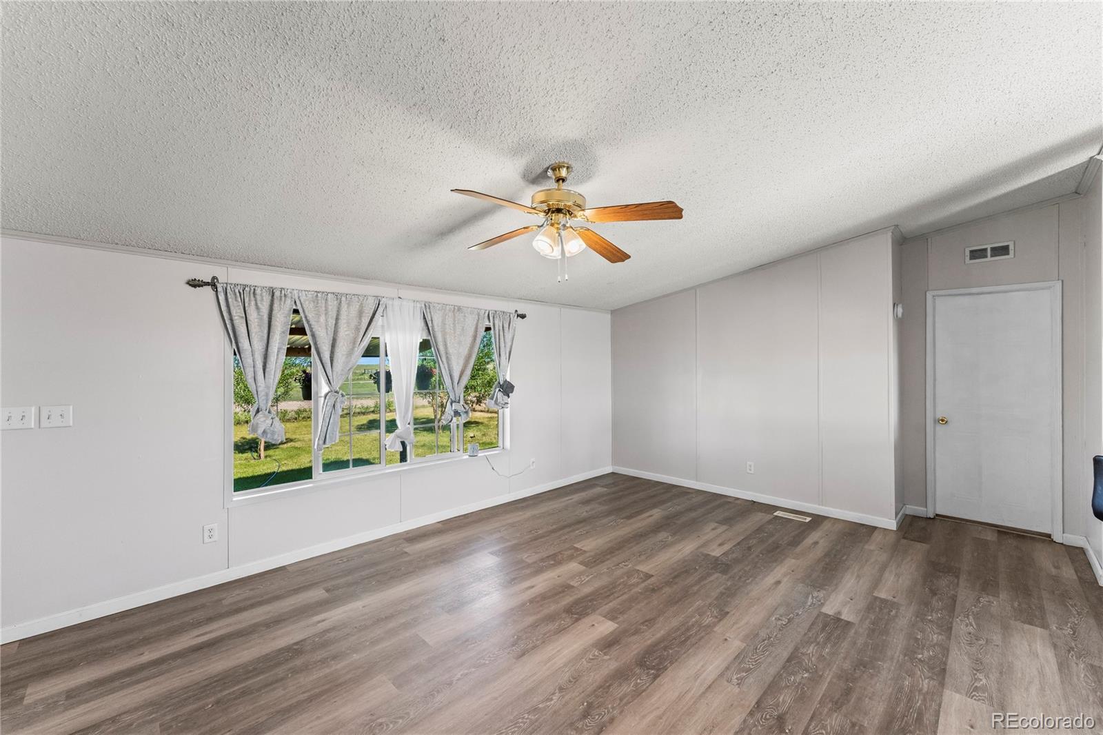 MLS Image #14 for 1475  high prairie point,calhan, Colorado