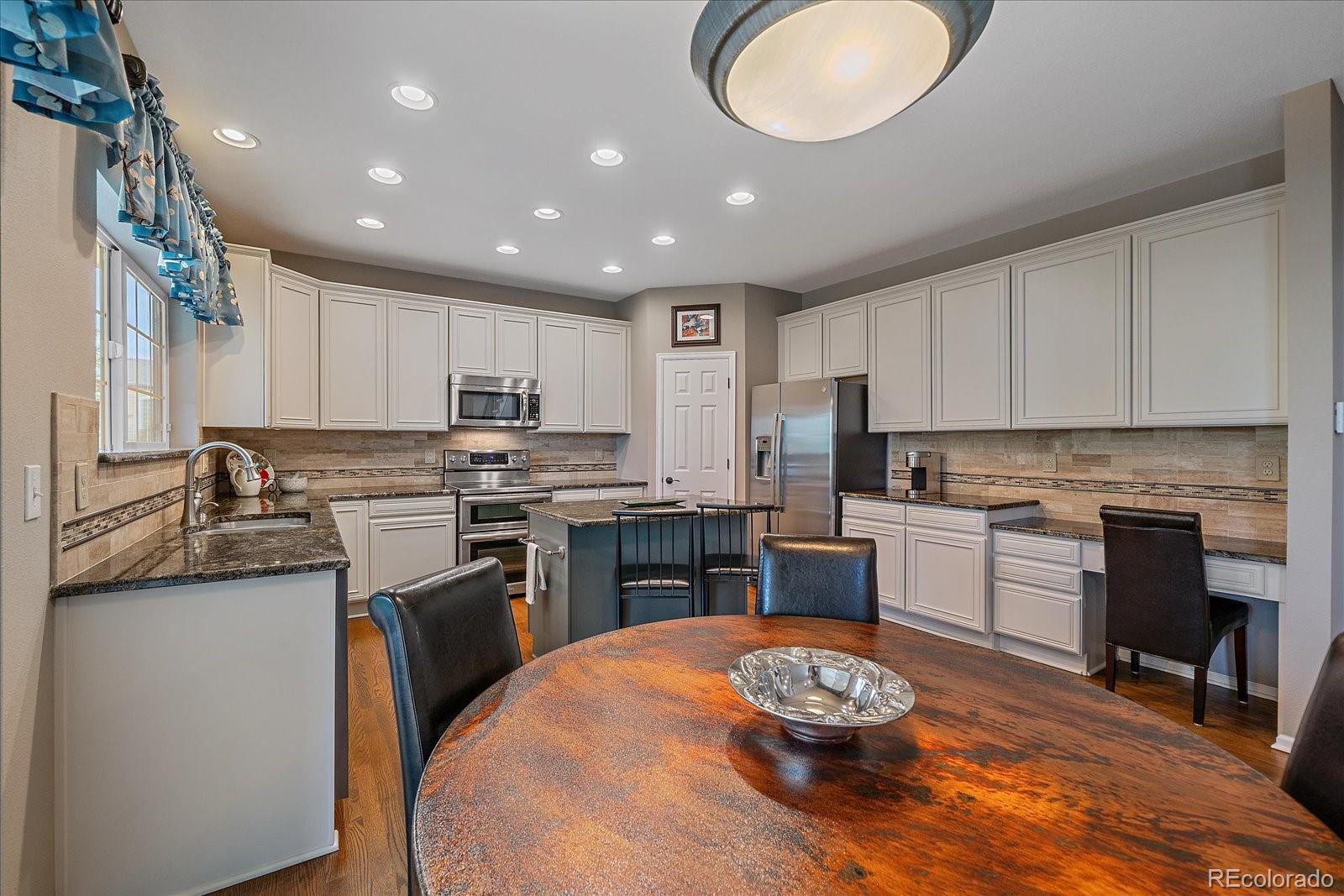 MLS Image #12 for 6074 s sedalia court,aurora, Colorado