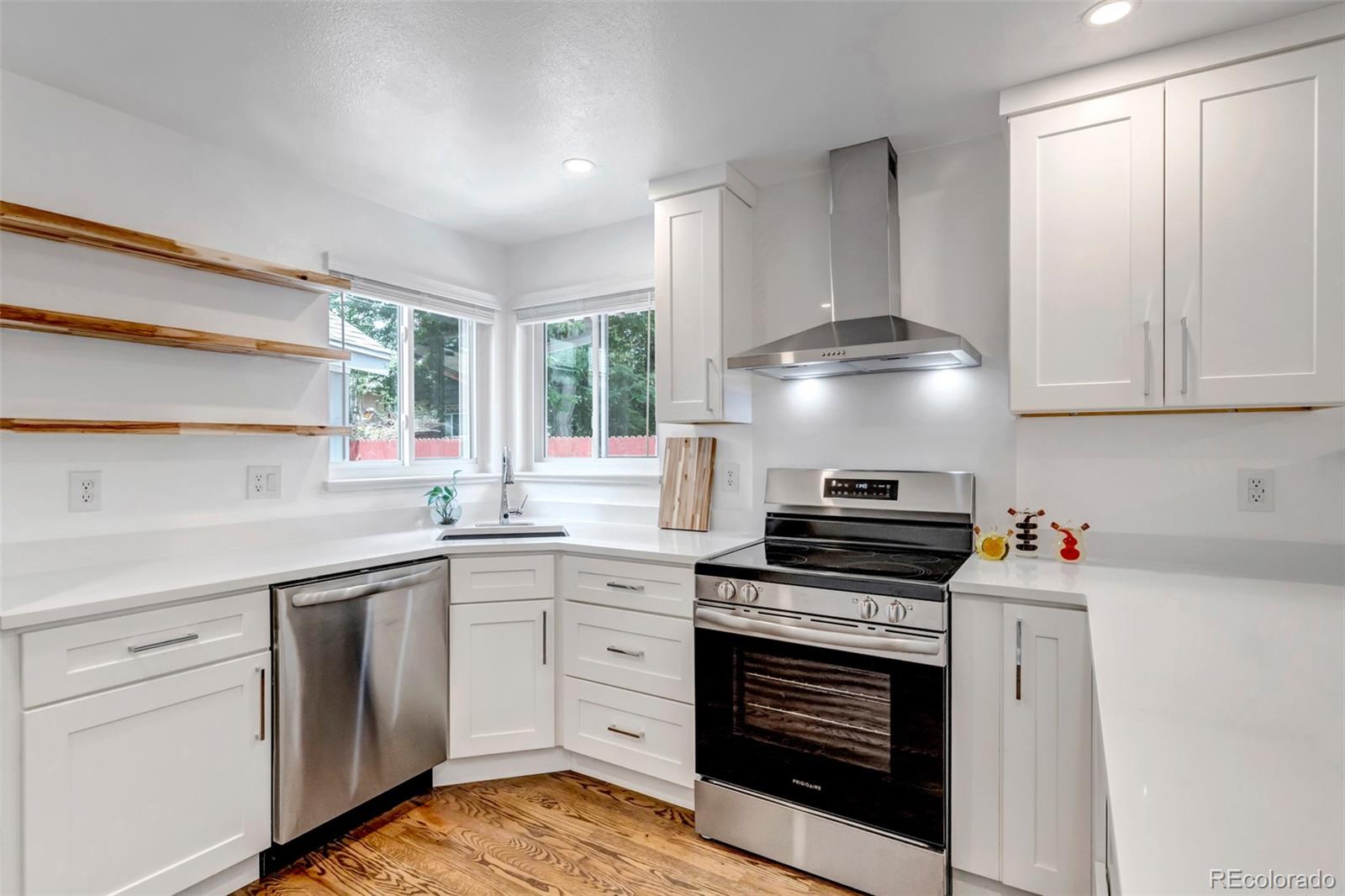 MLS Image #10 for 6501 w 65th avenue,arvada, Colorado