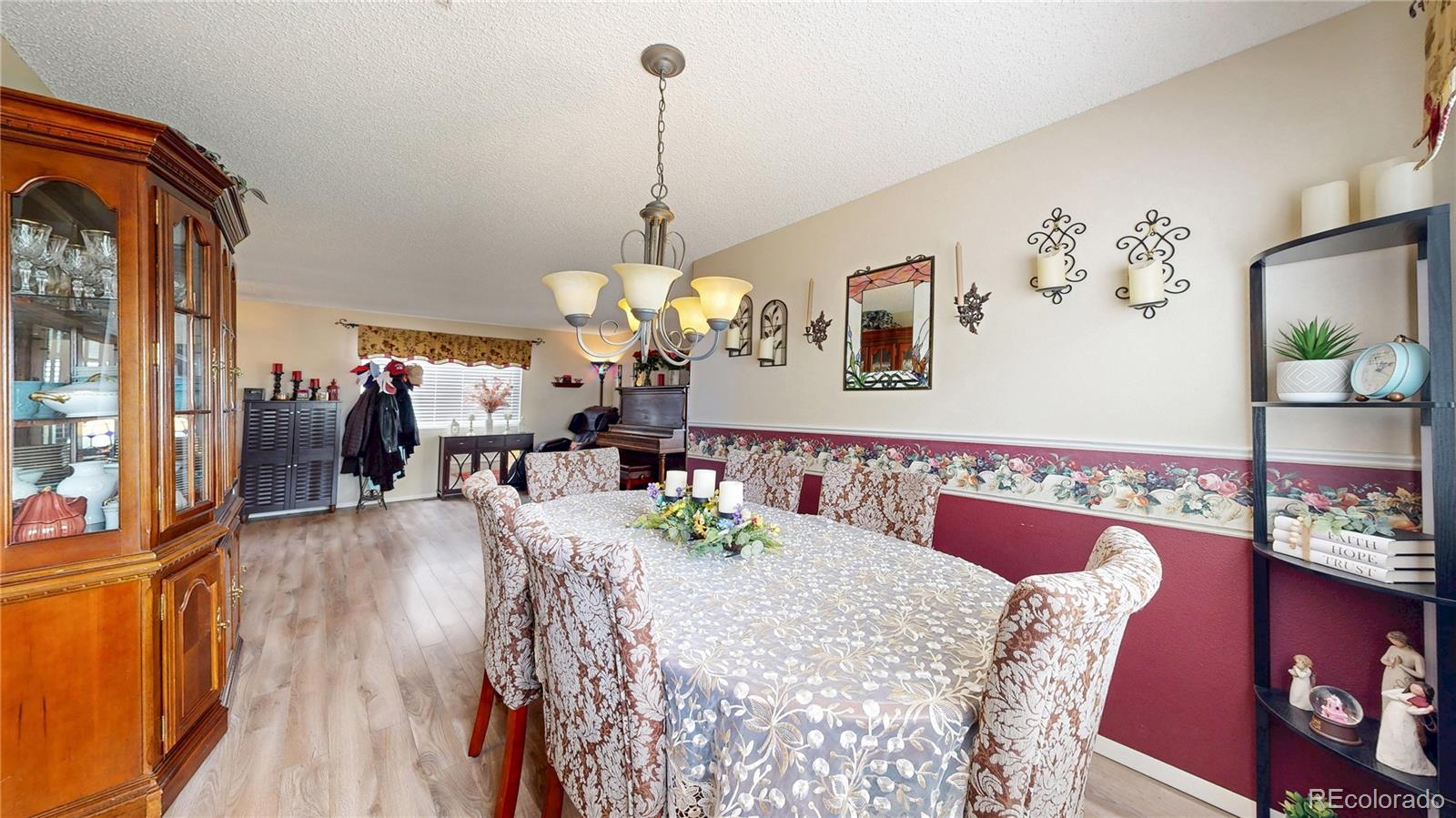 MLS Image #8 for 4276 s tempe court,aurora, Colorado
