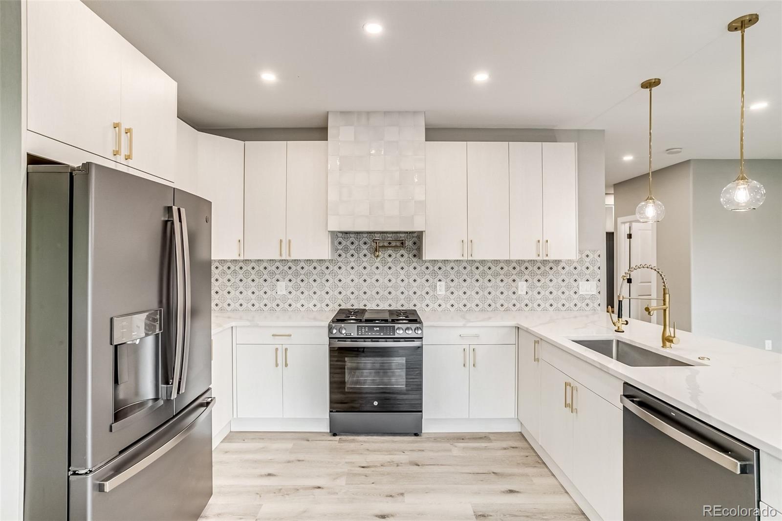 MLS Image #7 for 1330  wasatch point,lafayette, Colorado
