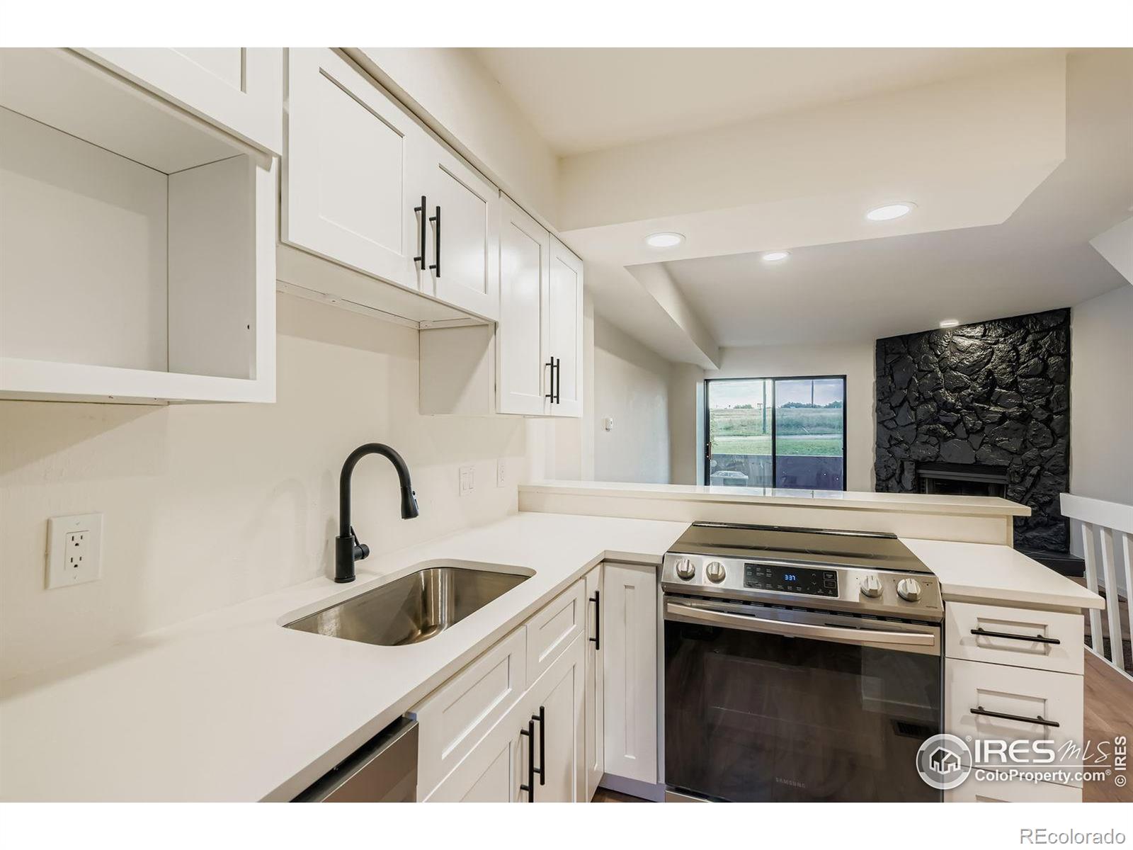 MLS Image #1 for 725  julian circle,lafayette, Colorado
