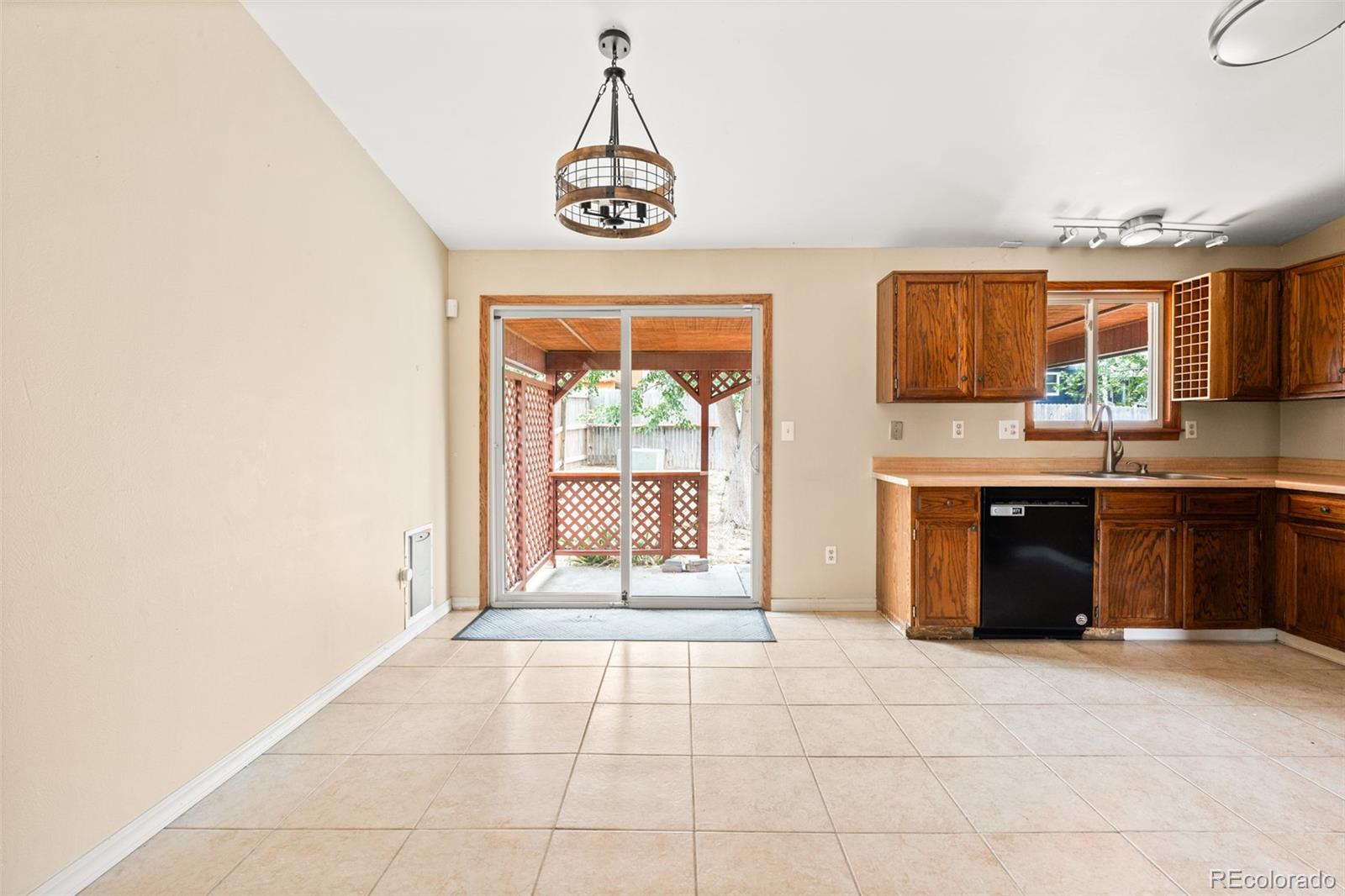 MLS Image #4 for 19094 e oberlin drive,aurora, Colorado