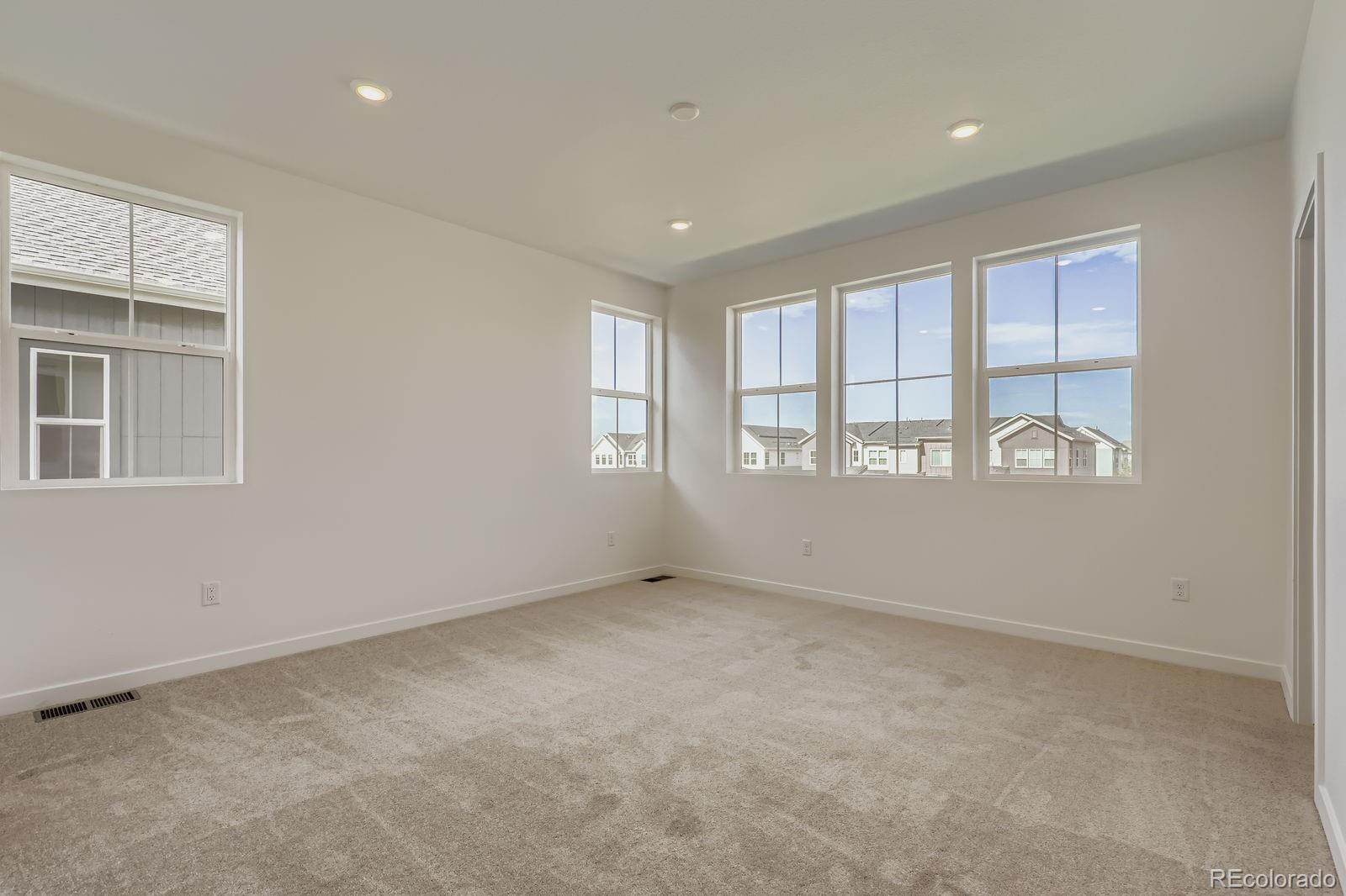 MLS Image #6 for 732 n bently street,watkins, Colorado
