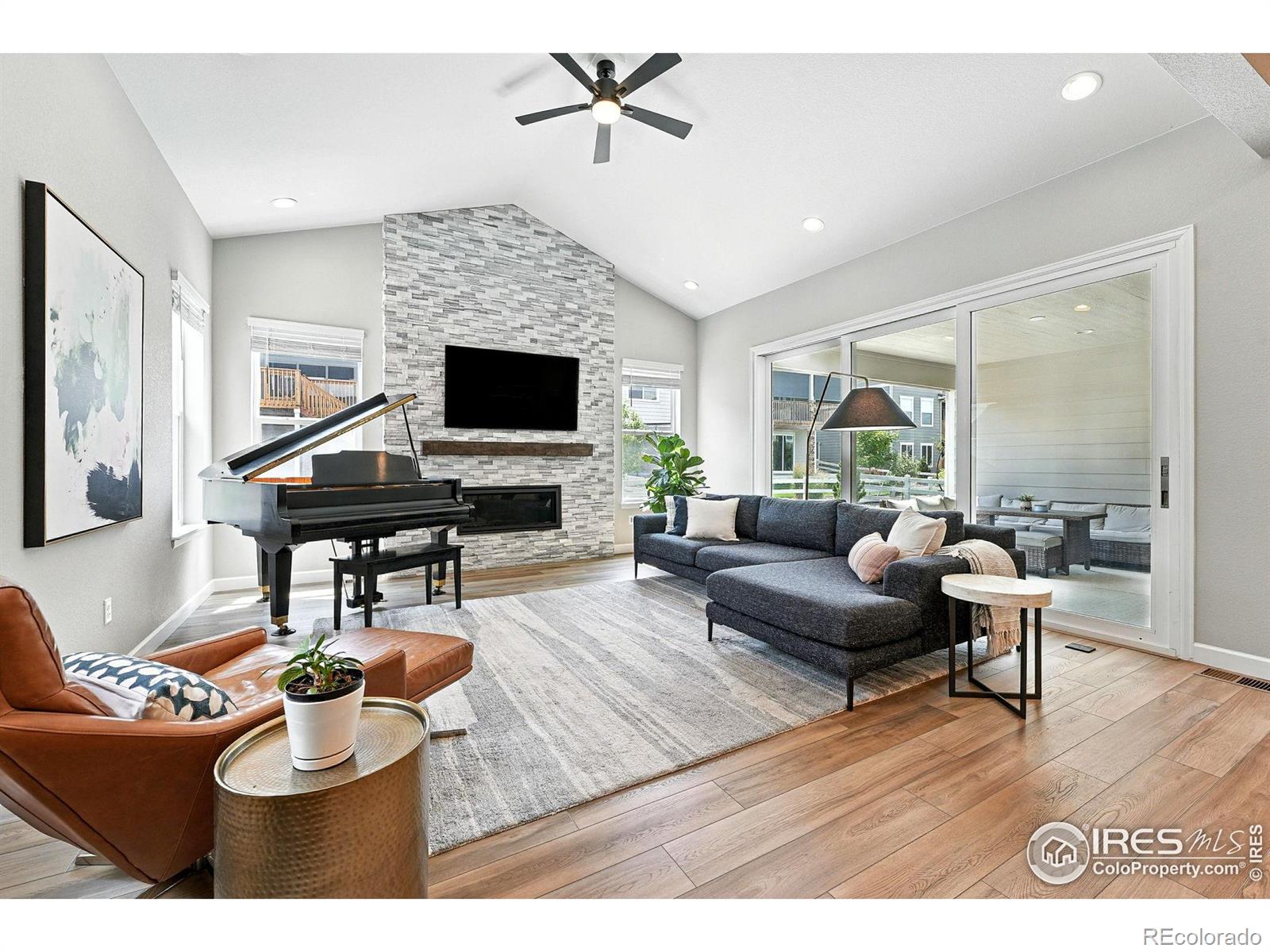MLS Image #11 for 16320  graham peak way,broomfield, Colorado