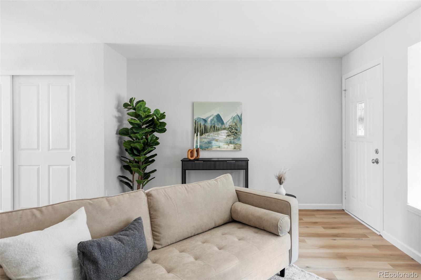 MLS Image #7 for 9663 w chatfield avenue,littleton, Colorado