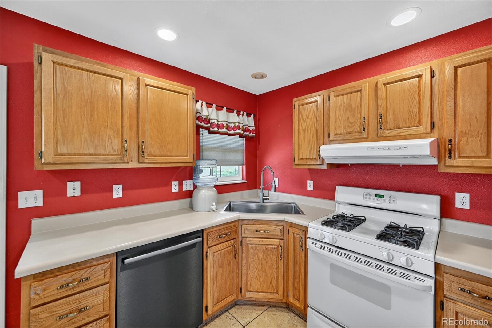 MLS Image #9 for 9955 w 10th avenue,lakewood, Colorado