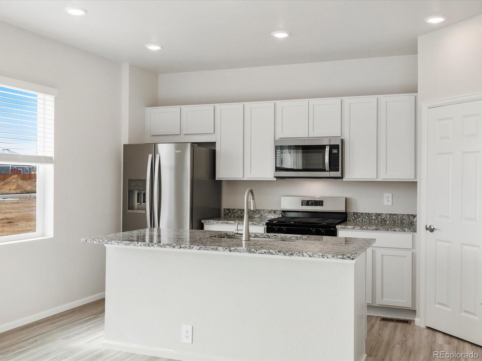 MLS Image #10 for 1022  odessa lake road,severance, Colorado