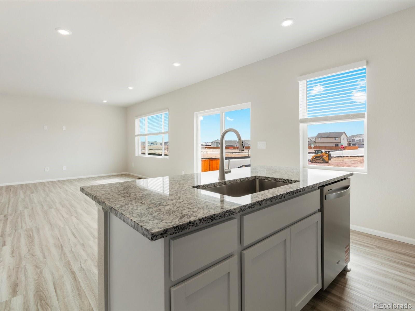 MLS Image #13 for 1022  odessa lake road,severance, Colorado