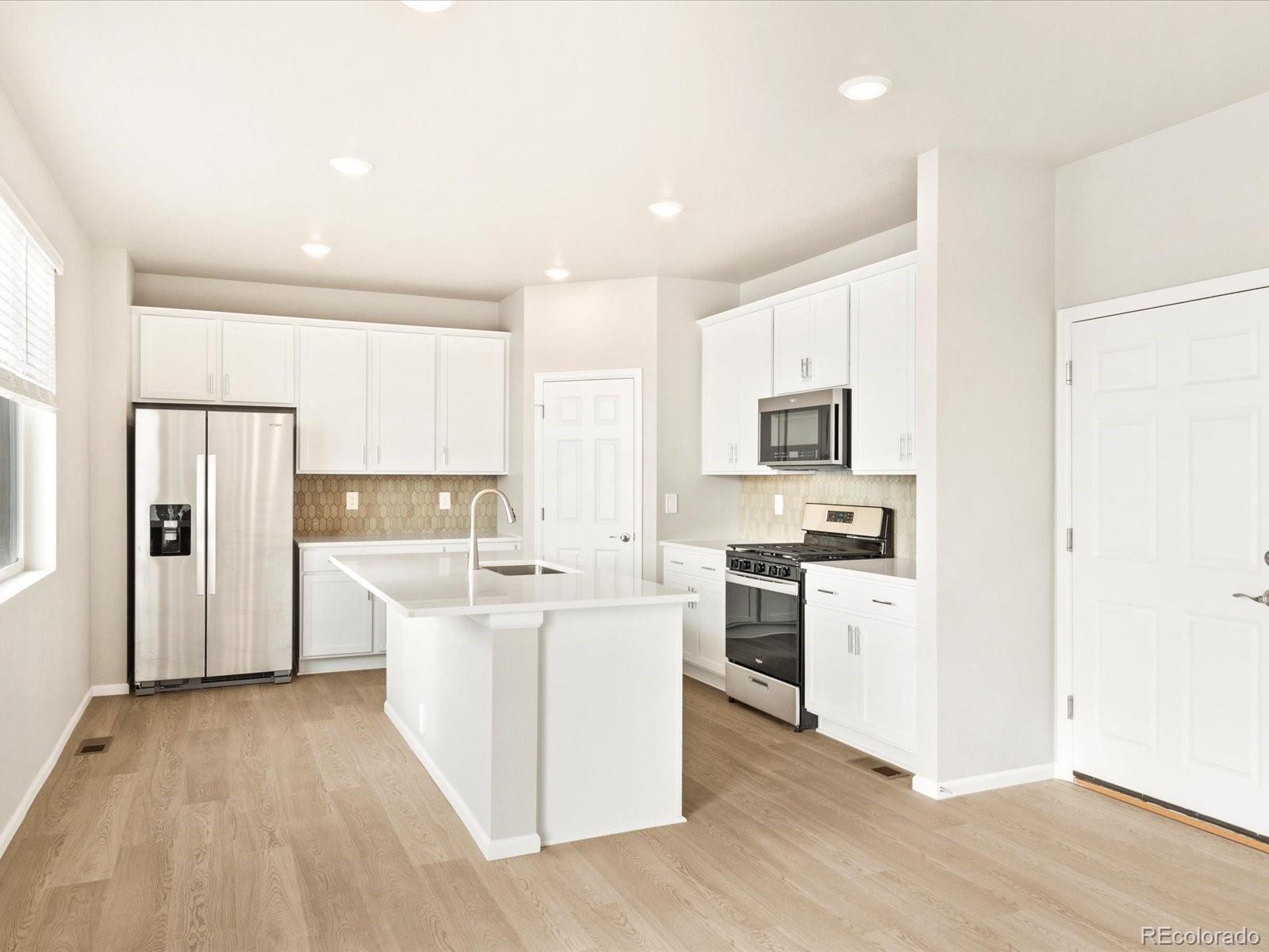 MLS Image #10 for 1032  odessa lake road,severance, Colorado