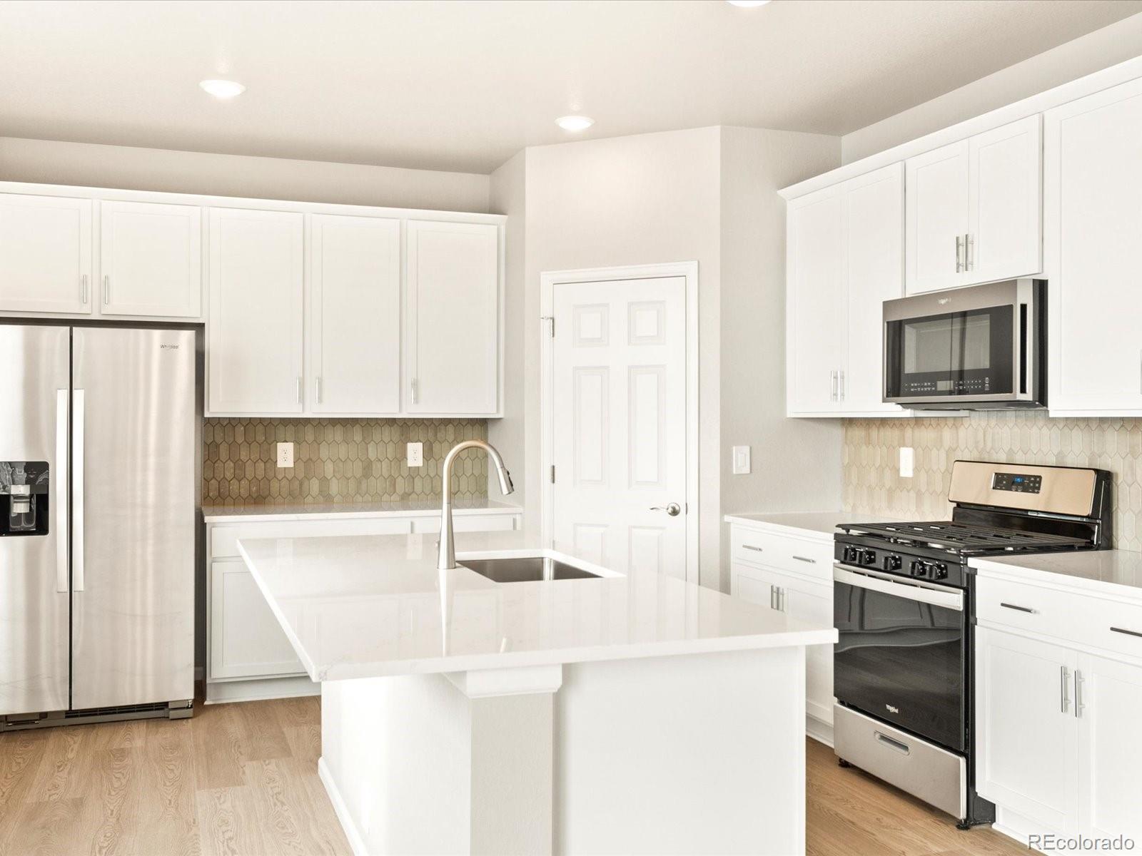 MLS Image #11 for 1032  odessa lake road,severance, Colorado