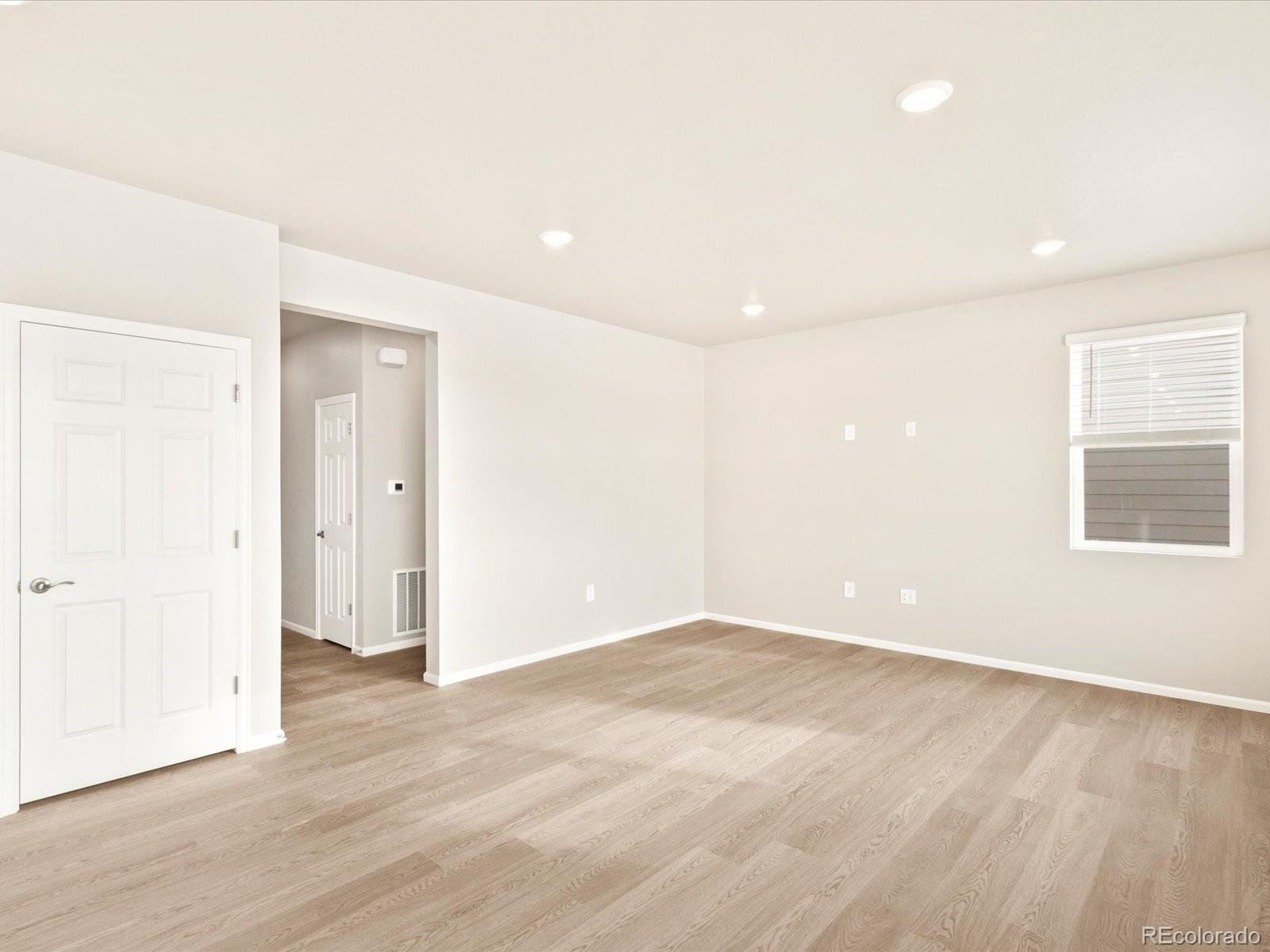 MLS Image #5 for 1032  odessa lake road,severance, Colorado