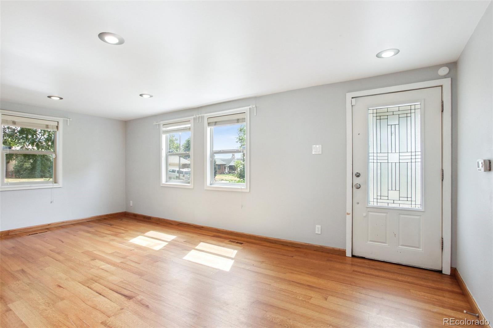 MLS Image #3 for 1690 s elizabeth street,denver, Colorado