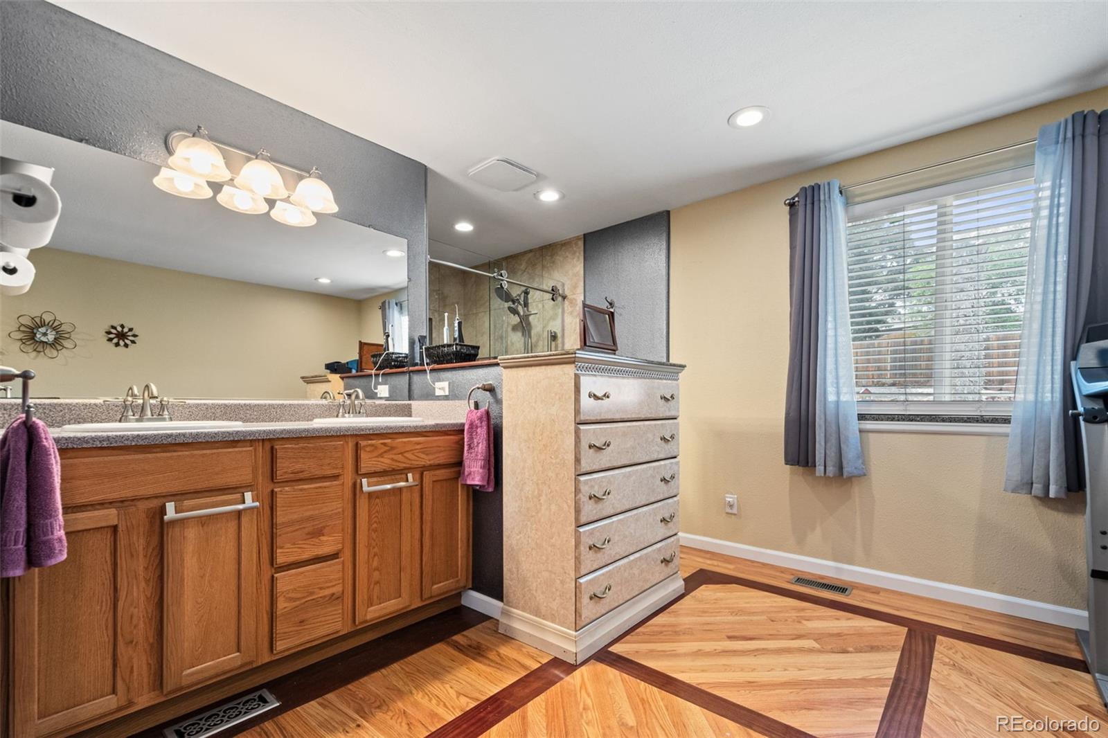 MLS Image #24 for 15190 e columbia drive,aurora, Colorado