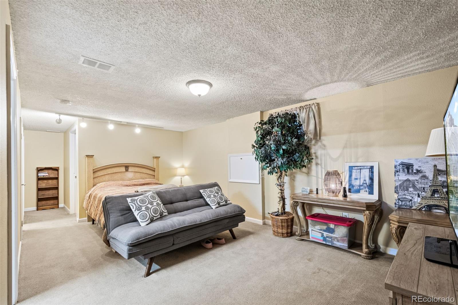 MLS Image #26 for 15190 e columbia drive,aurora, Colorado