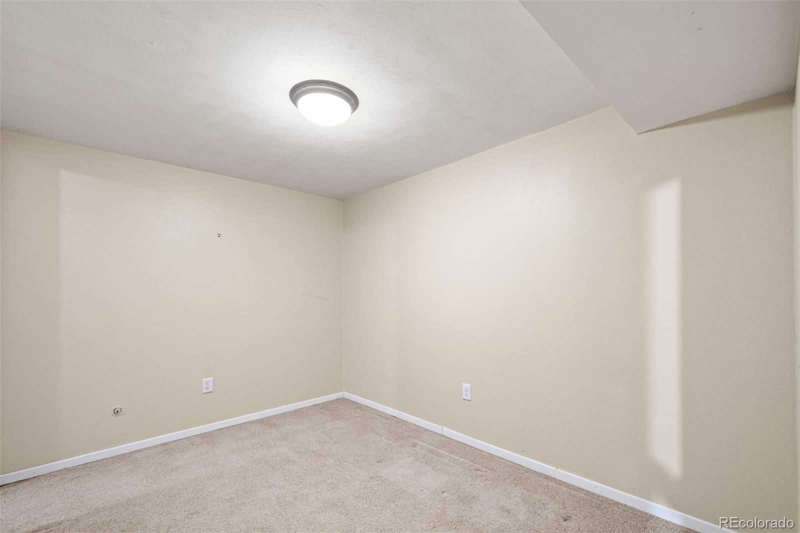 MLS Image #30 for 15190 e columbia drive,aurora, Colorado