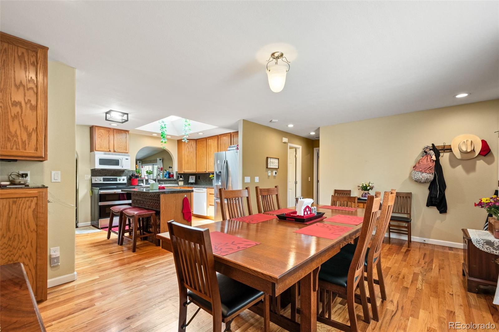 MLS Image #4 for 15190 e columbia drive,aurora, Colorado