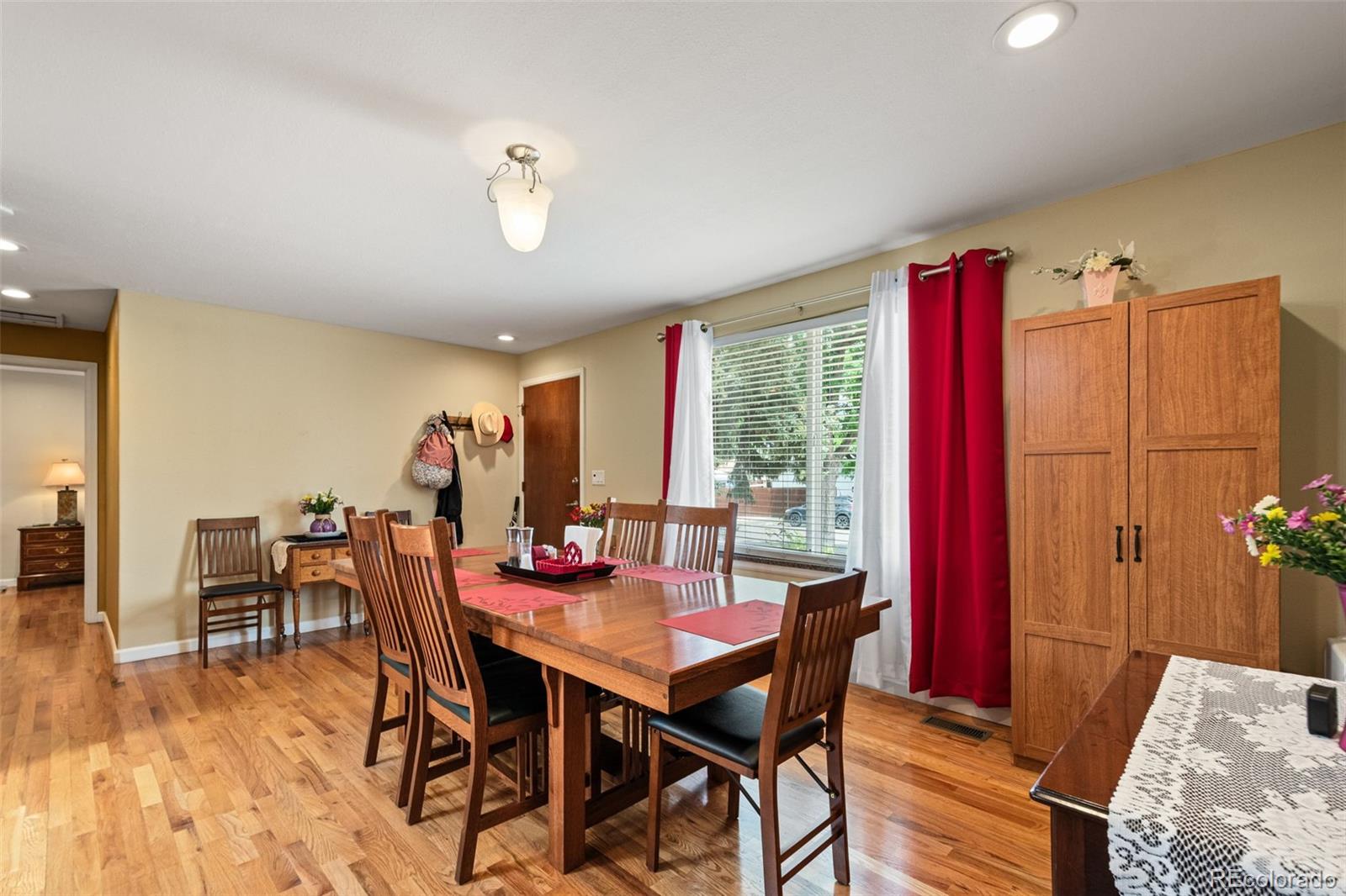 MLS Image #5 for 15190 e columbia drive,aurora, Colorado