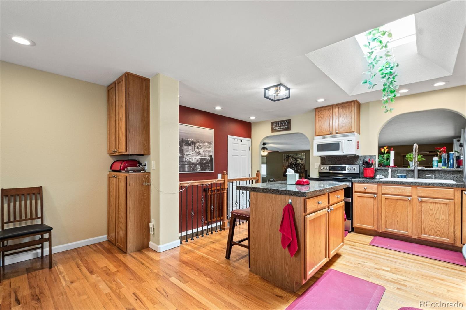 MLS Image #6 for 15190 e columbia drive,aurora, Colorado