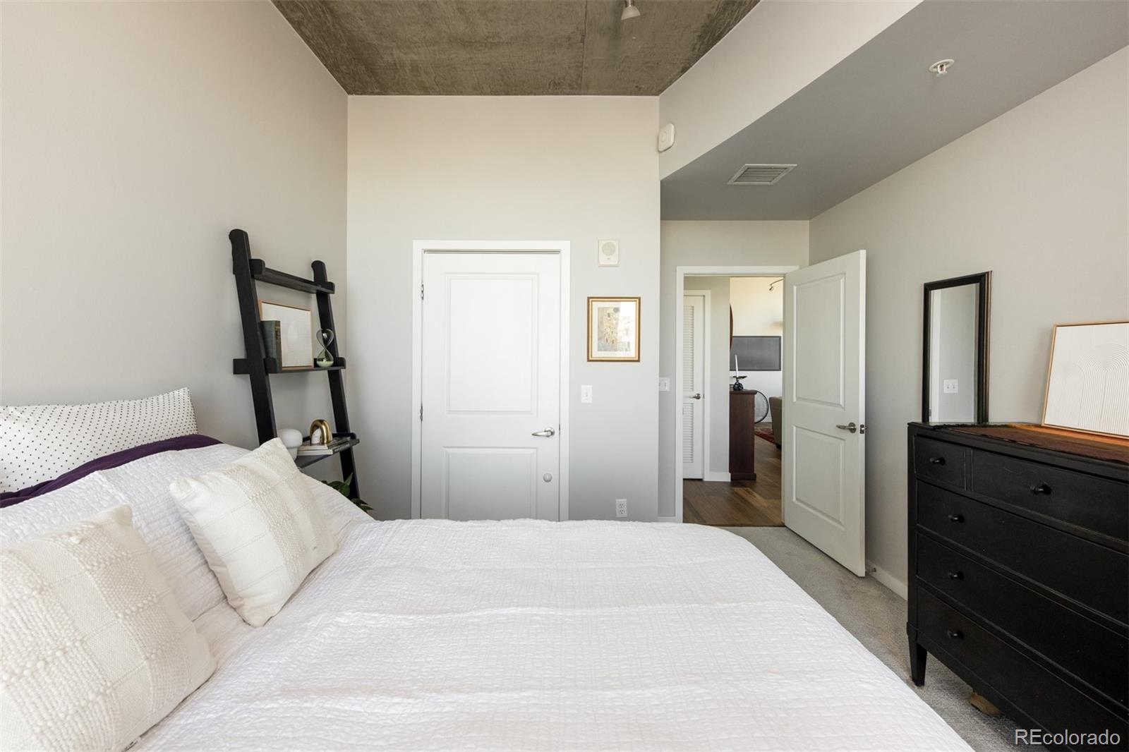 MLS Image #15 for 1700  bassett street,denver, Colorado