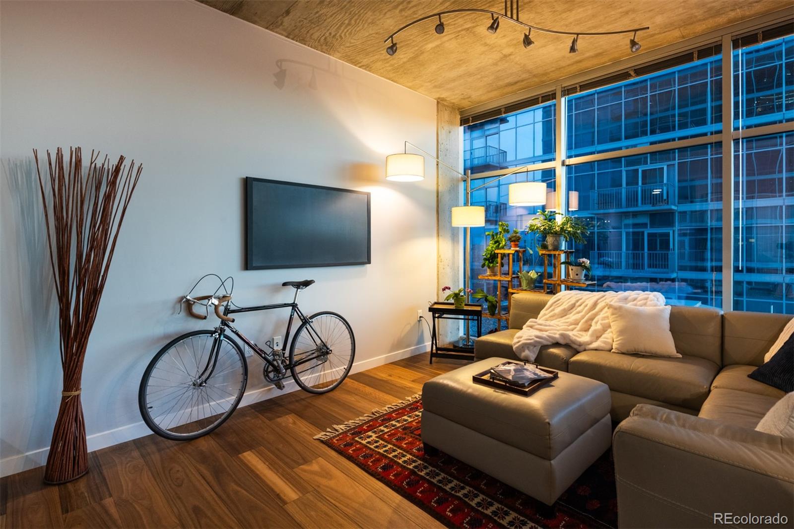 MLS Image #27 for 1700  bassett street,denver, Colorado