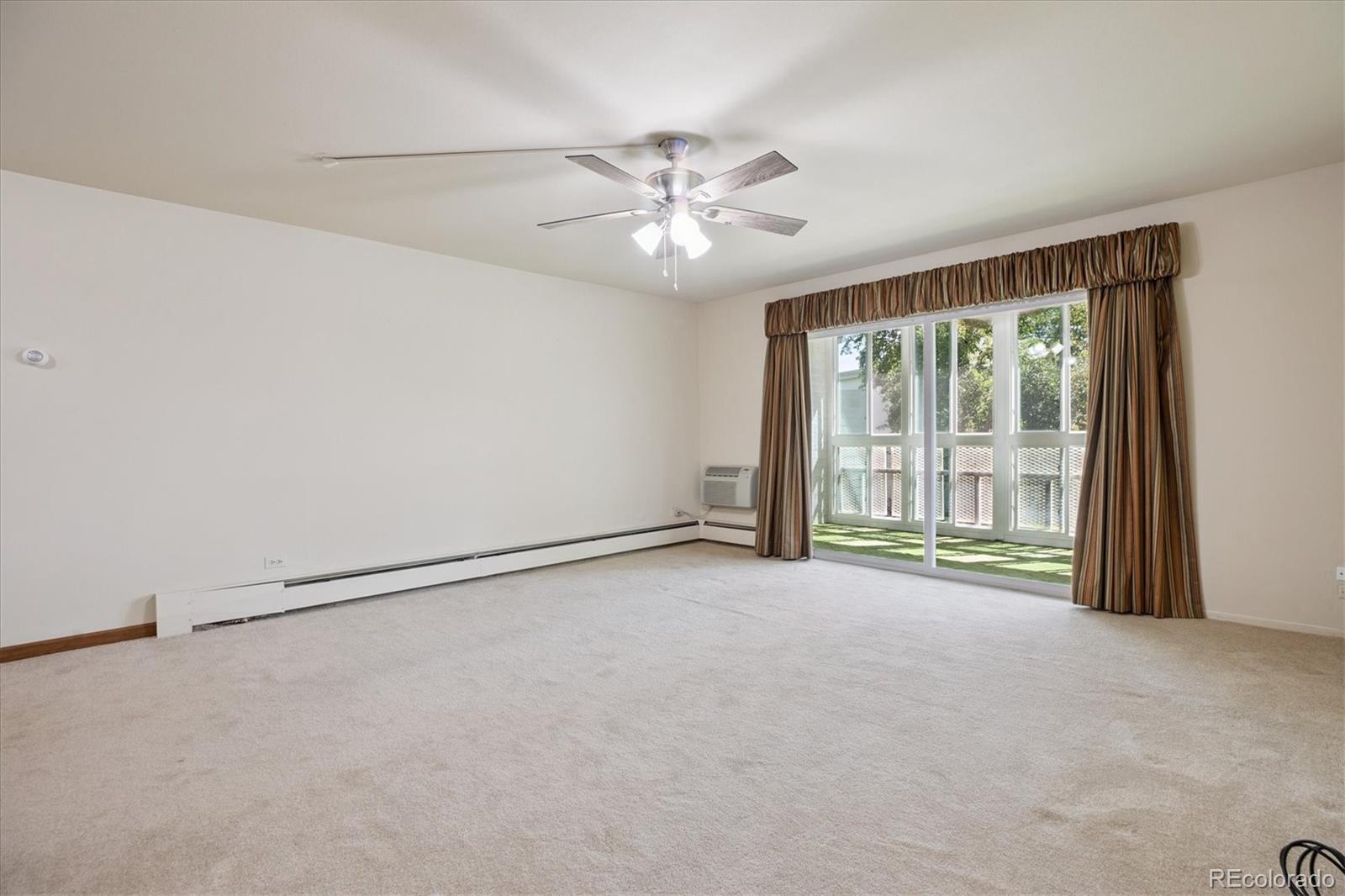 MLS Image #8 for 725 s clinton street,denver, Colorado