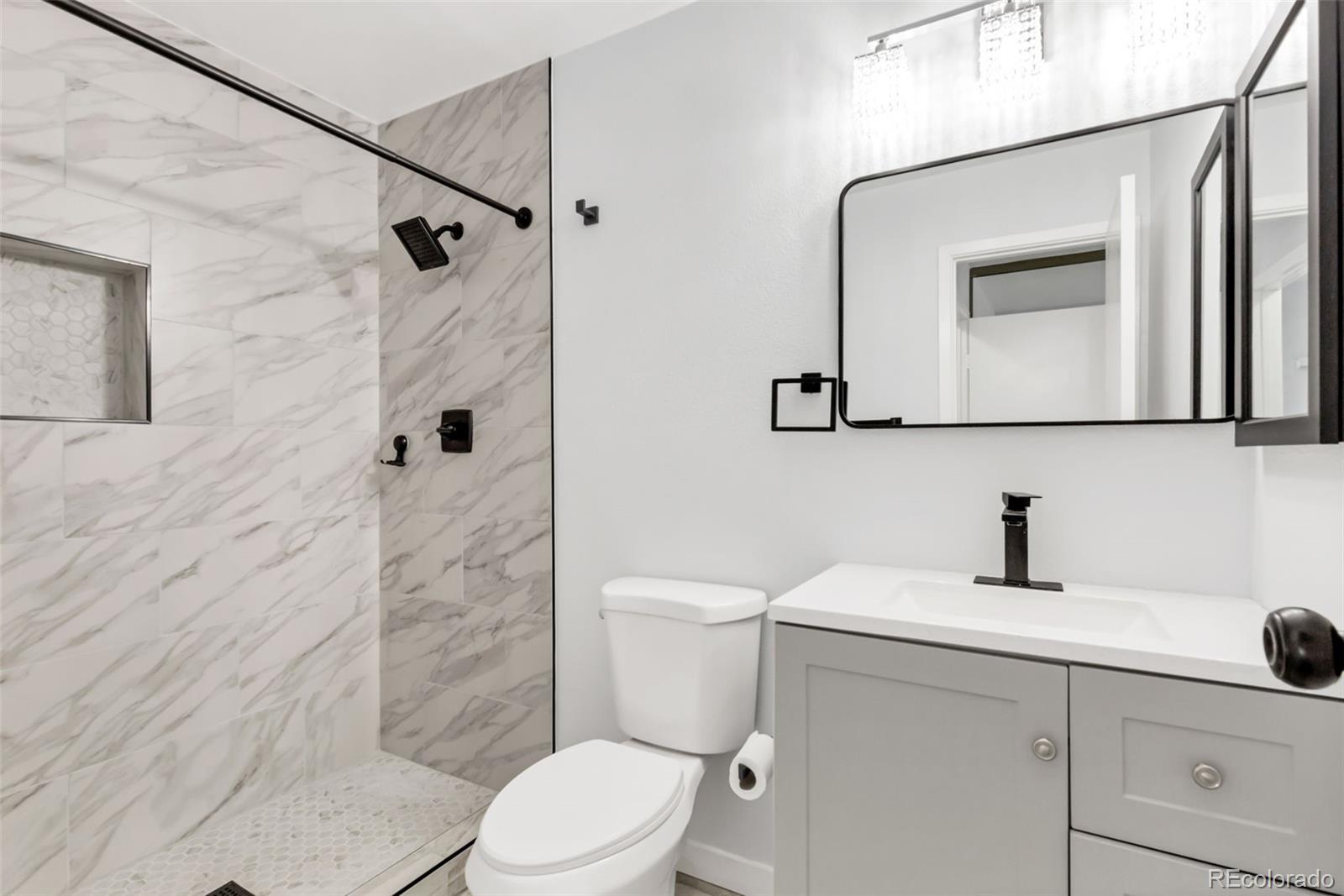 MLS Image #16 for 16055 e ithaca place,aurora, Colorado