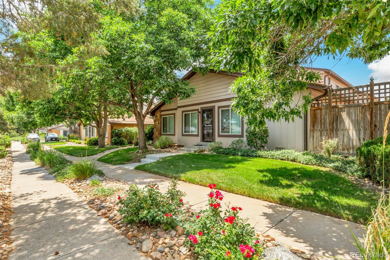 MLS Image #32 for 16055 e ithaca place,aurora, Colorado