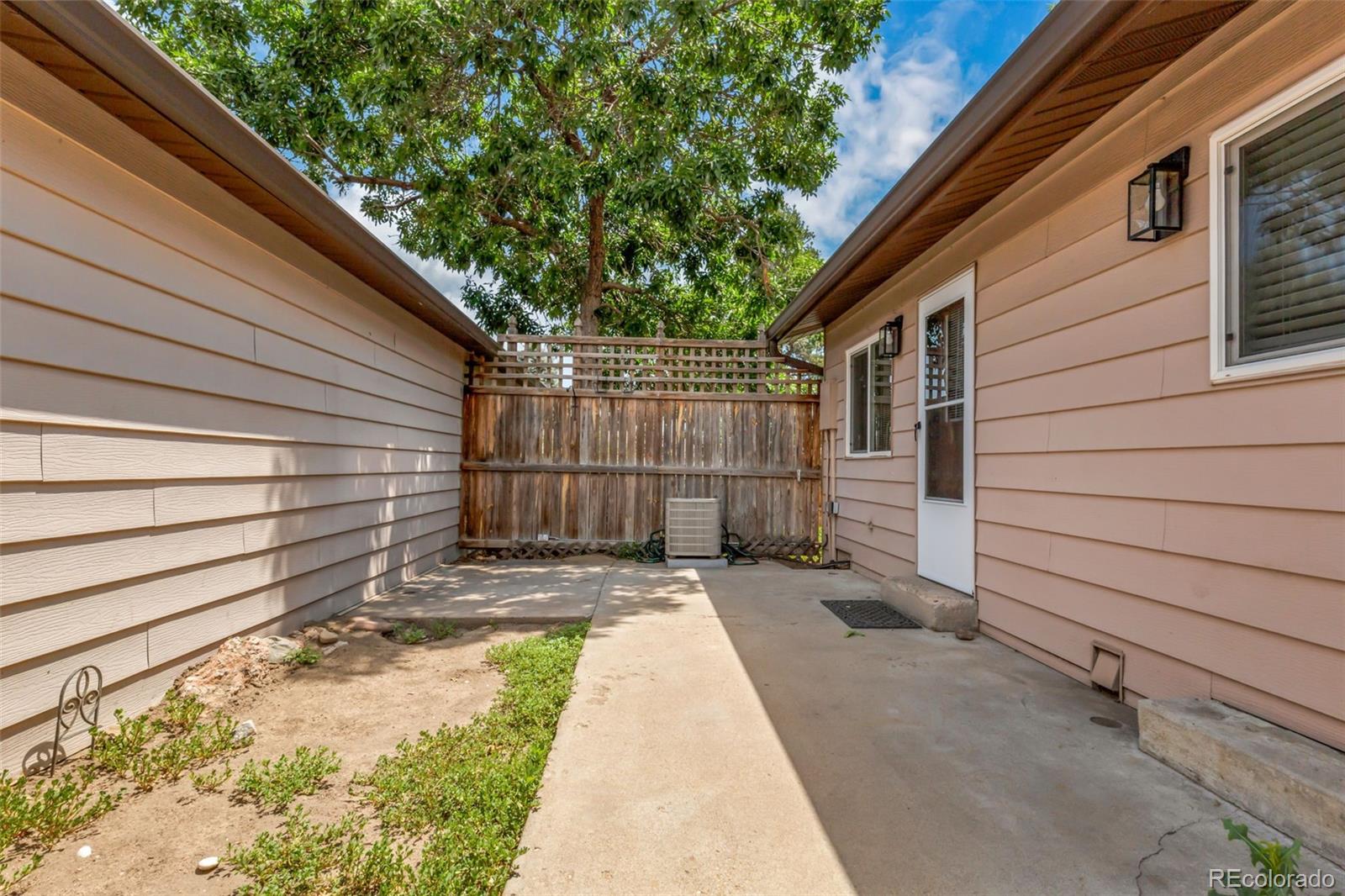 MLS Image #35 for 16055 e ithaca place,aurora, Colorado