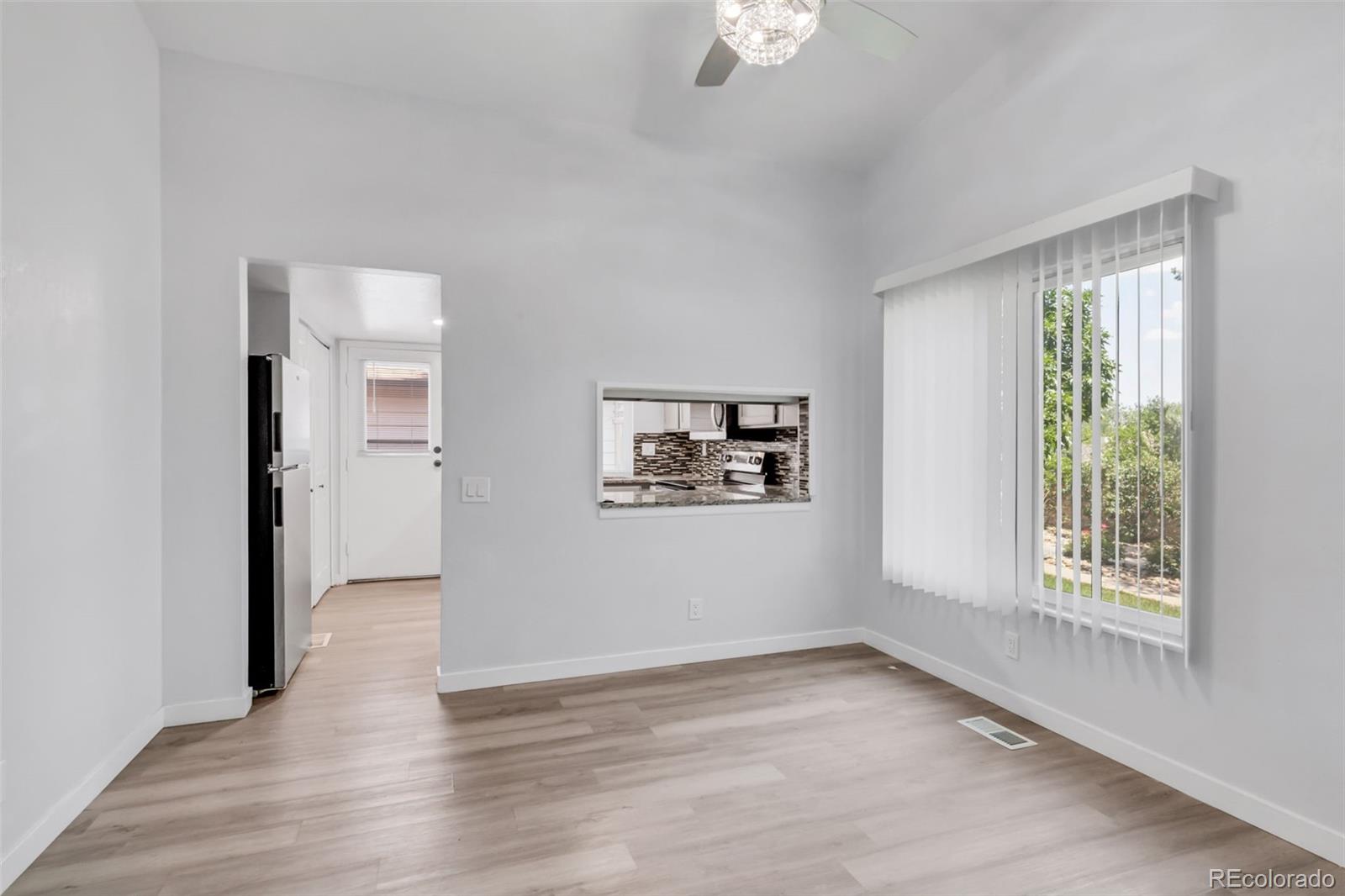 MLS Image #5 for 16055 e ithaca place,aurora, Colorado