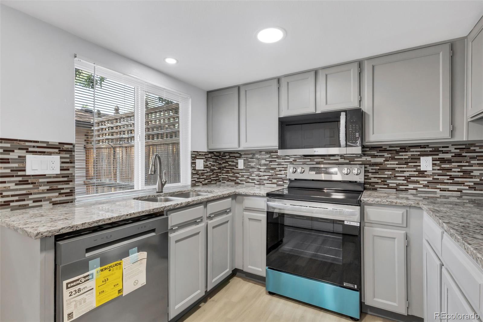 MLS Image #6 for 16055 e ithaca place,aurora, Colorado
