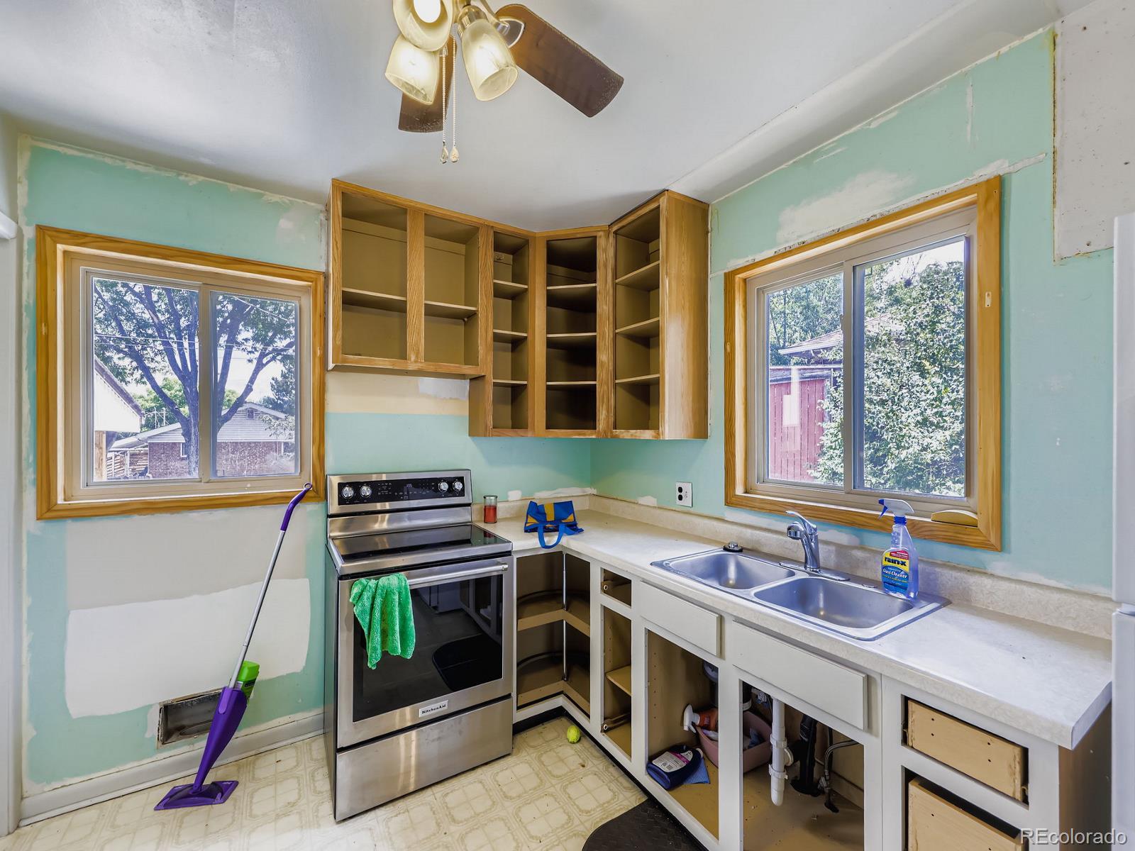 MLS Image #3 for 10440  pennsylvania street,northglenn, Colorado