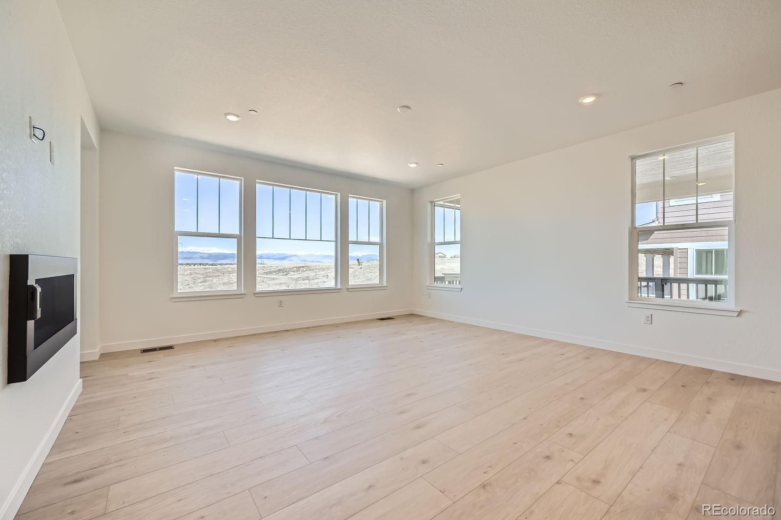 MLS Image #4 for 620  sunrise street,erie, Colorado