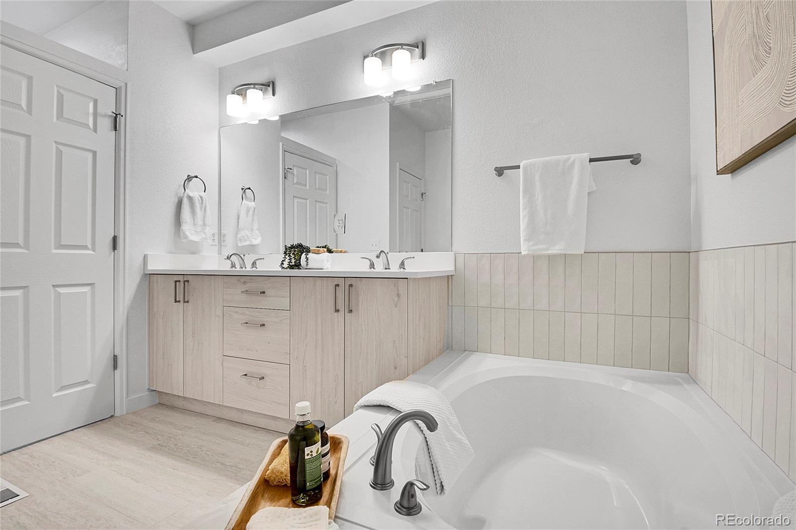 MLS Image #22 for 2733 w greens lane,littleton, Colorado