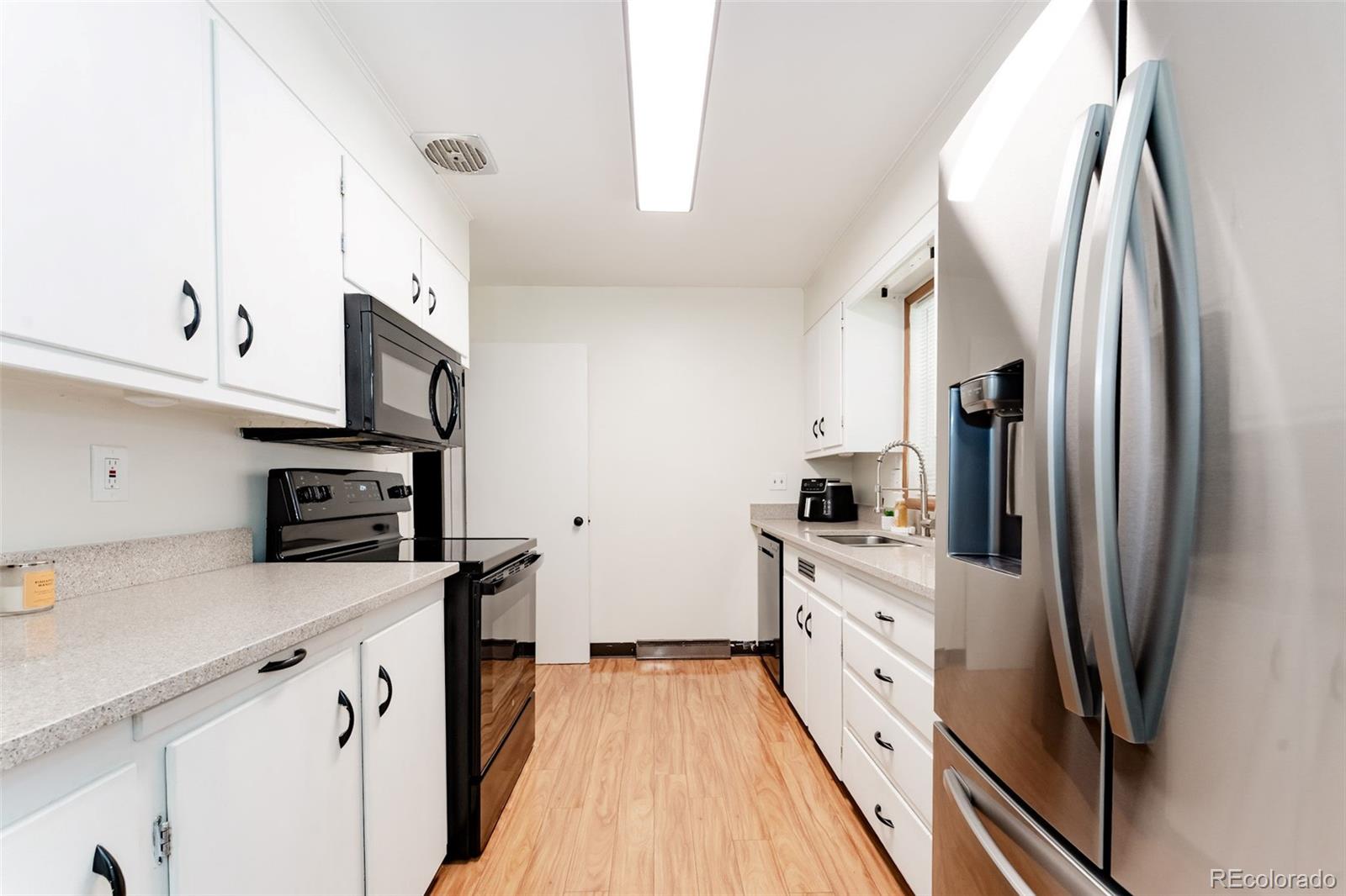 MLS Image #14 for 1532 s quitman street,denver, Colorado