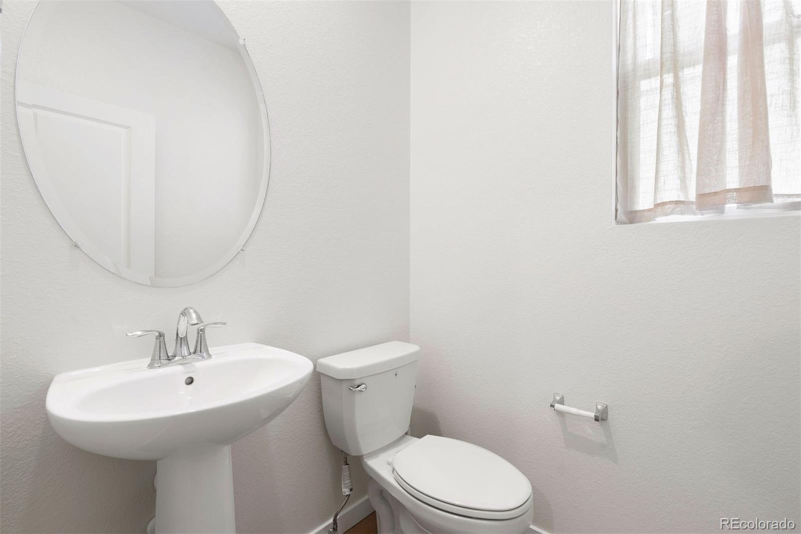 MLS Image #14 for 10925  norfolk court,commerce city, Colorado