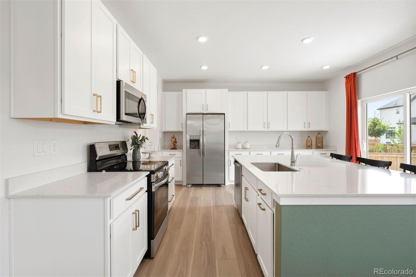 MLS Image #8 for 10925  norfolk court,commerce city, Colorado