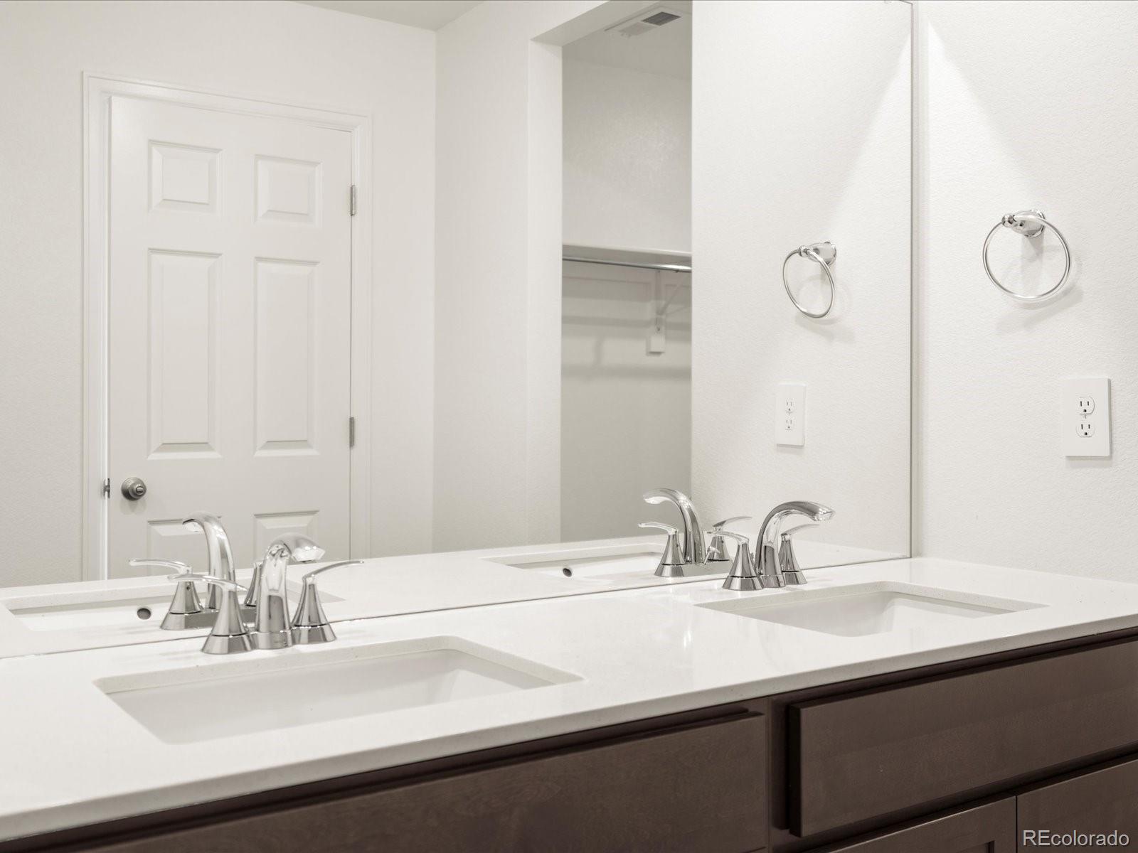 MLS Image #17 for 21137 e 65th avenue,aurora, Colorado